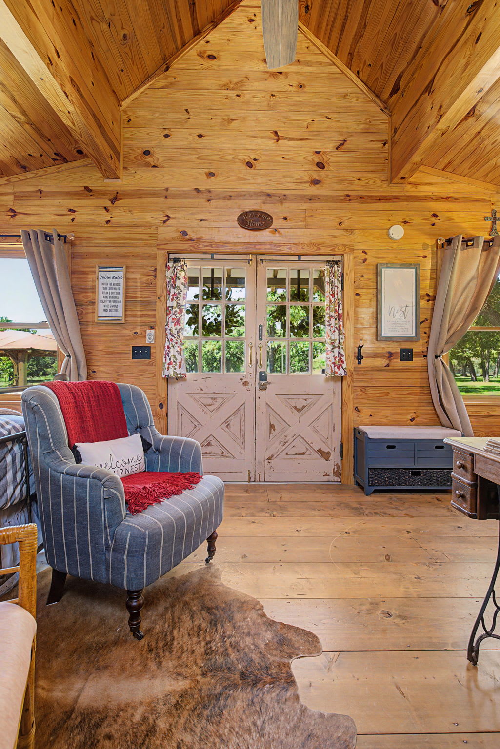 Cabins Out Back-Nest | Photo 8