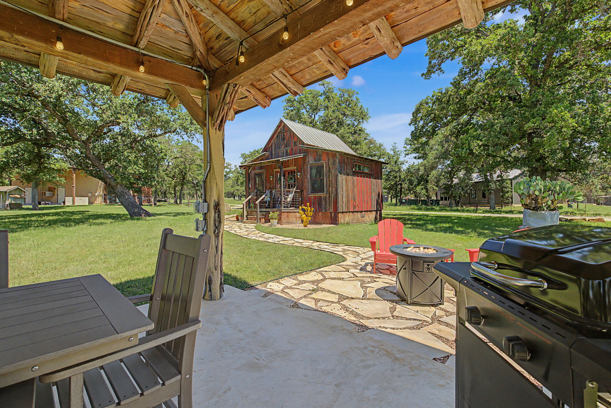 Cabins Out Back-Nest | Photo 22