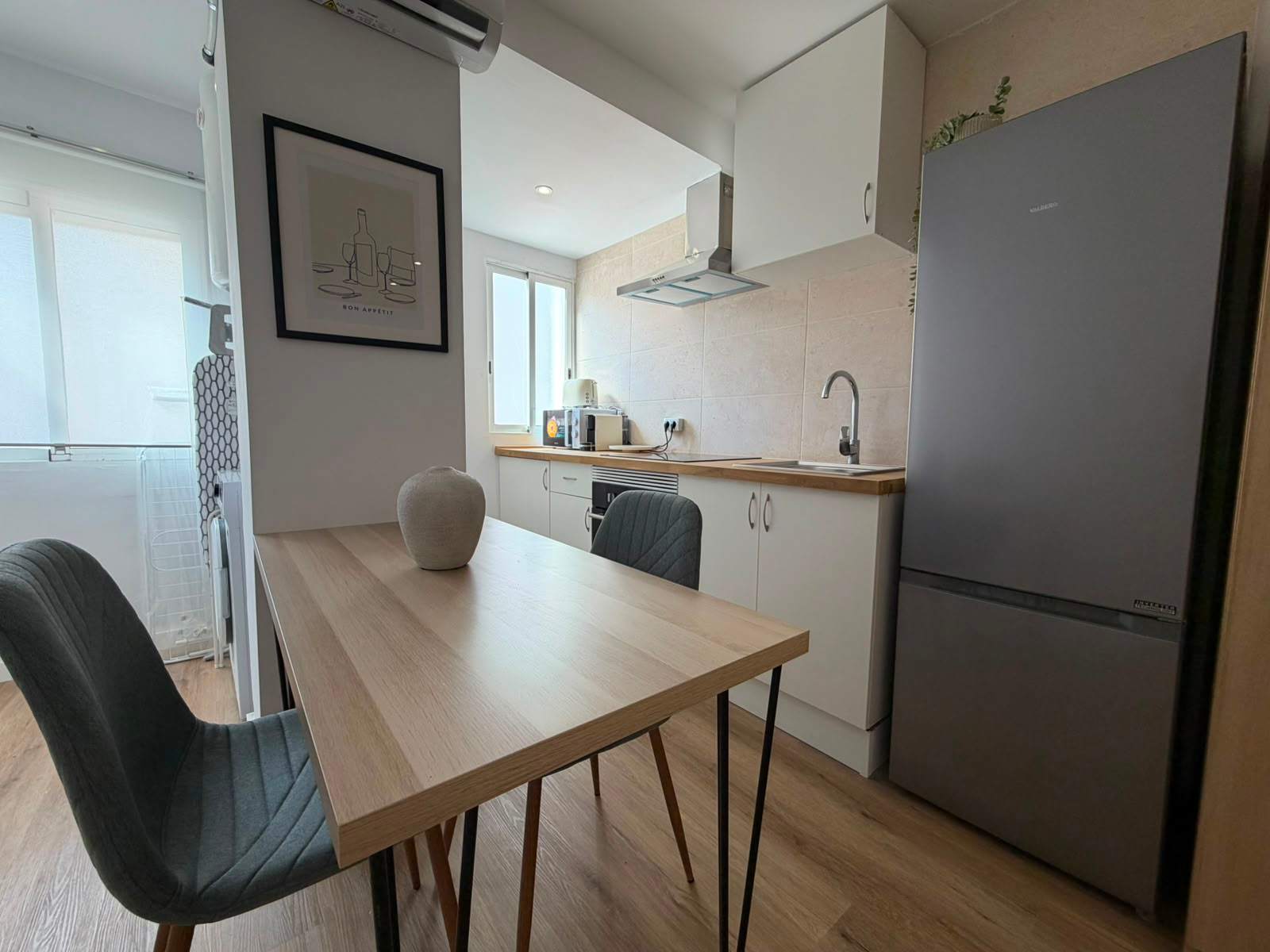 C/ de Quart, 125, Extramurs, 46008 València, Valencia, Spain