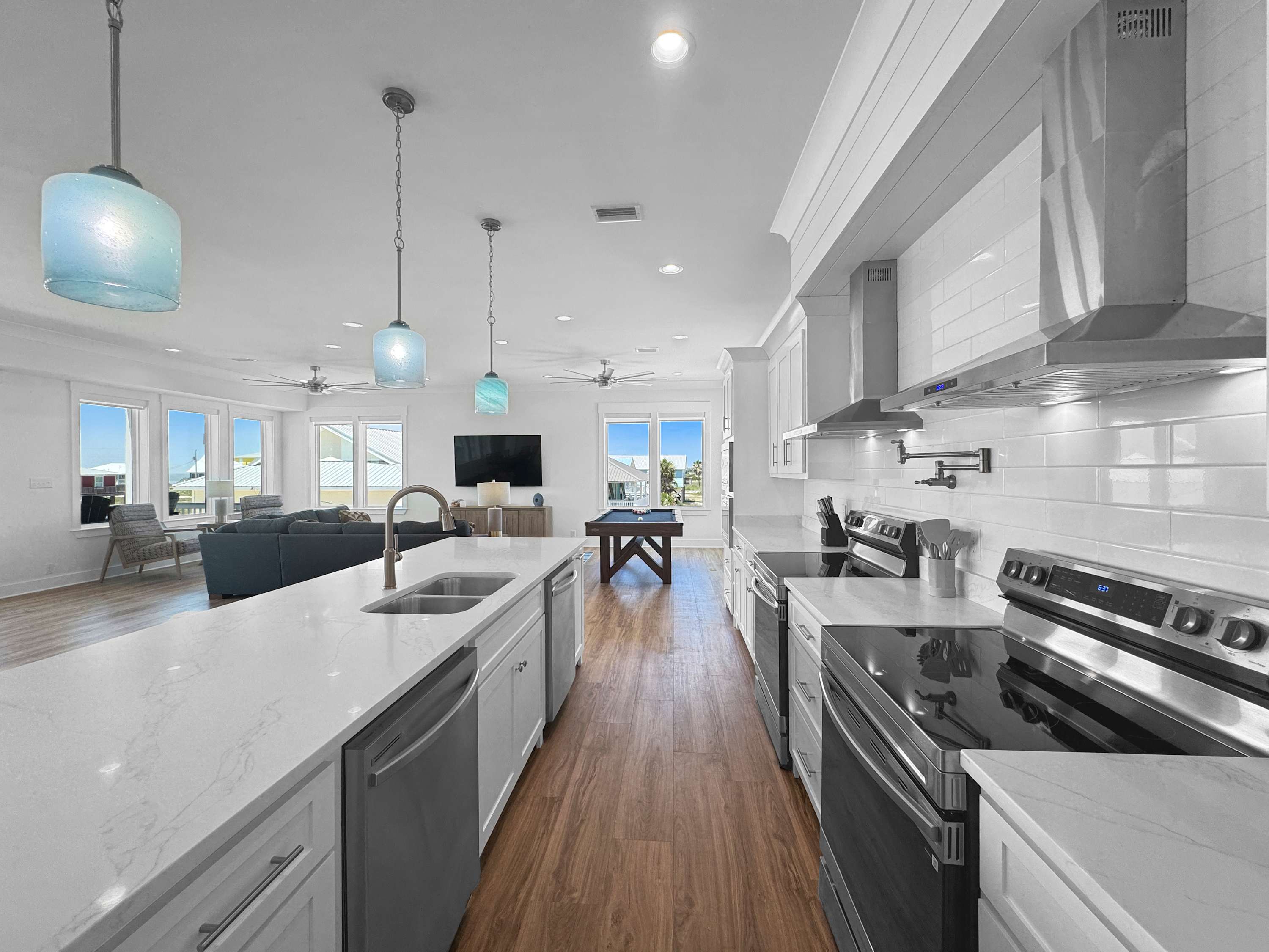 The open kitchen is well equipped for an unforgettable getaway​