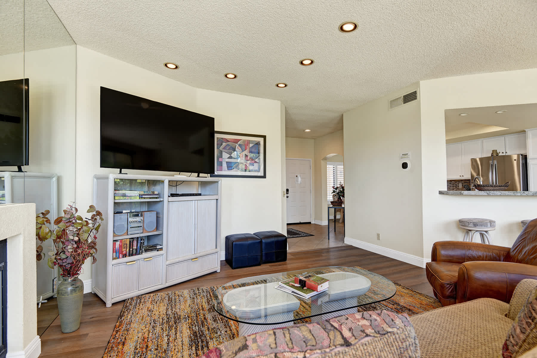 Exclusive 2BR, Golf Views & Private BBQ 3