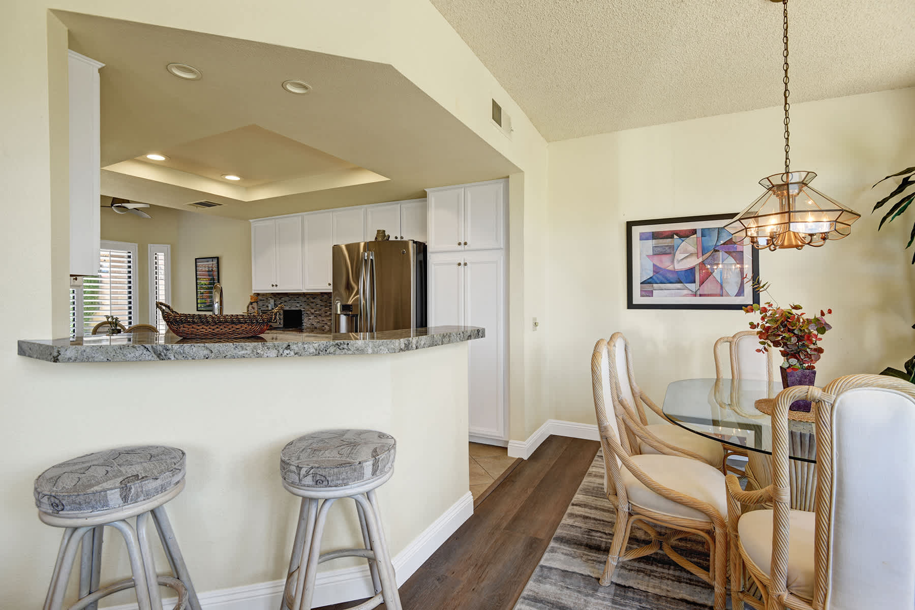Exclusive 2BR, Golf Views & Private BBQ 6