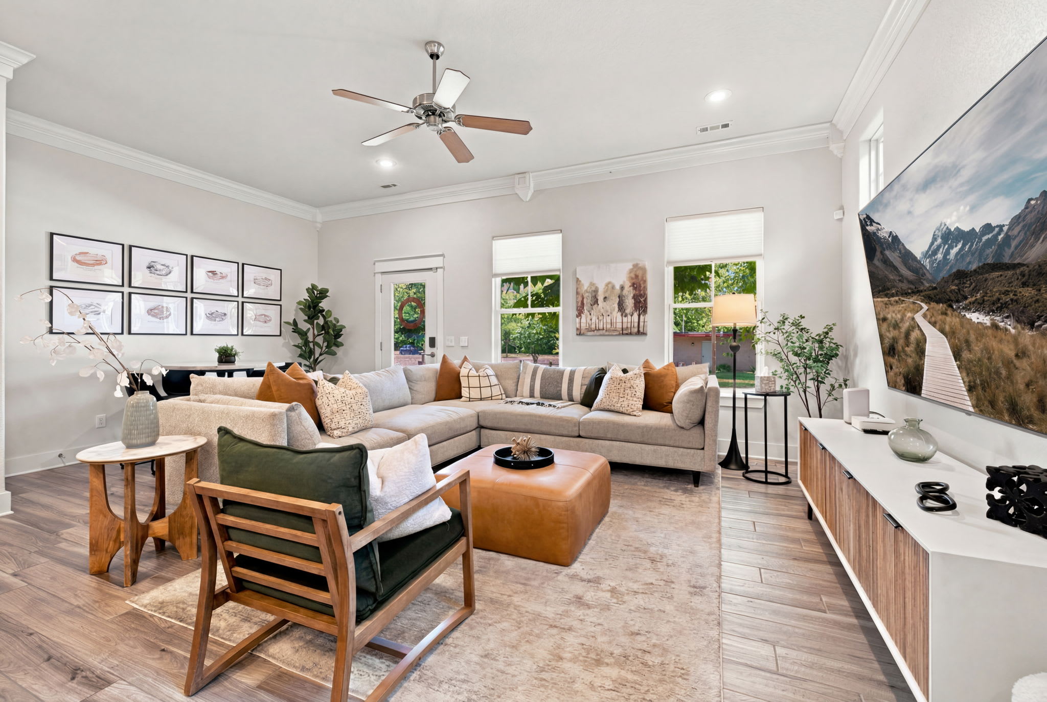 Stadium House-ON UofA Campus-1.5 miles to Downtown