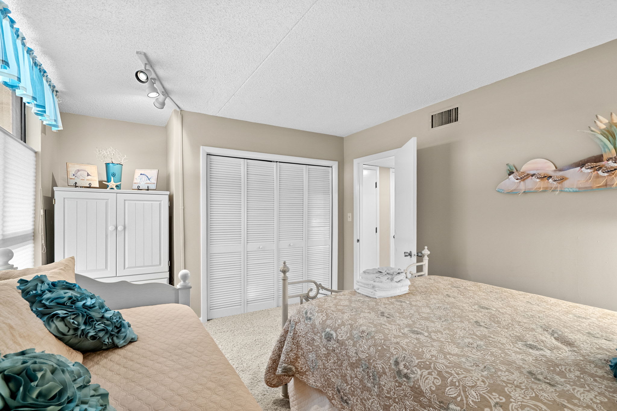 Brigadune Condos 15B Oceanfront | Photo 19