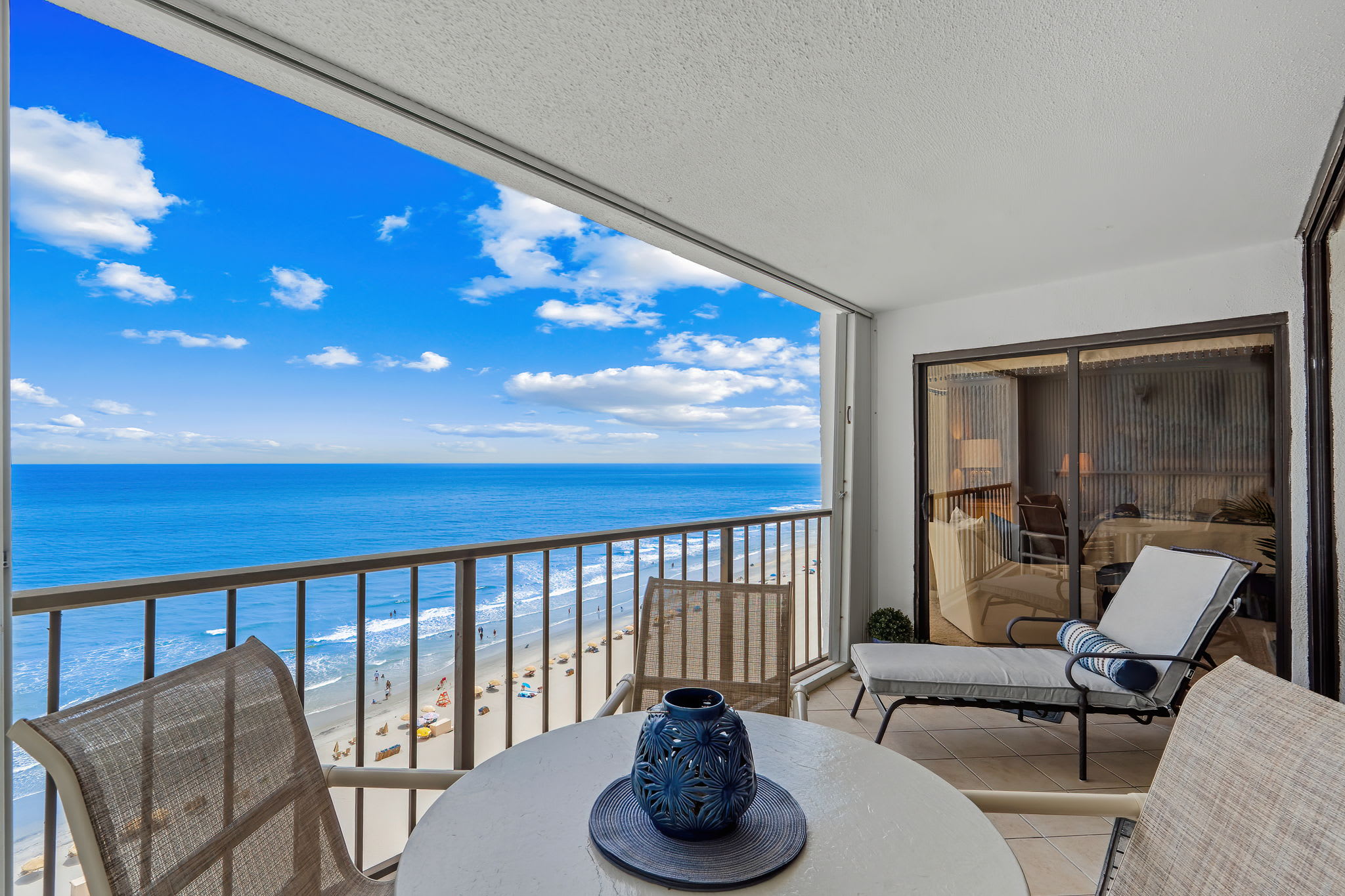 Brigadune Condos 15B Oceanfront