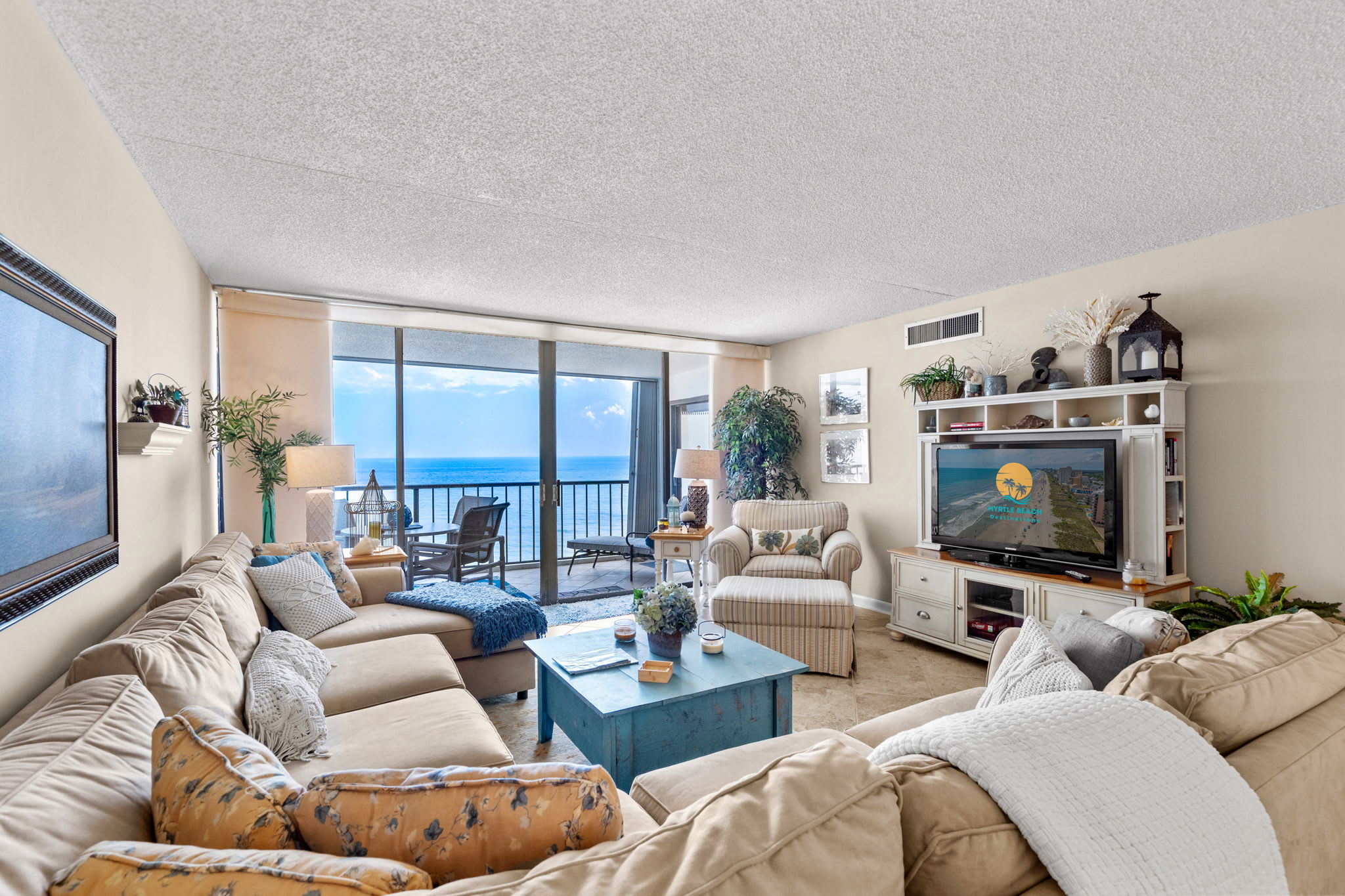 Brigadune Condos 15B Oceanfront | Photo 4