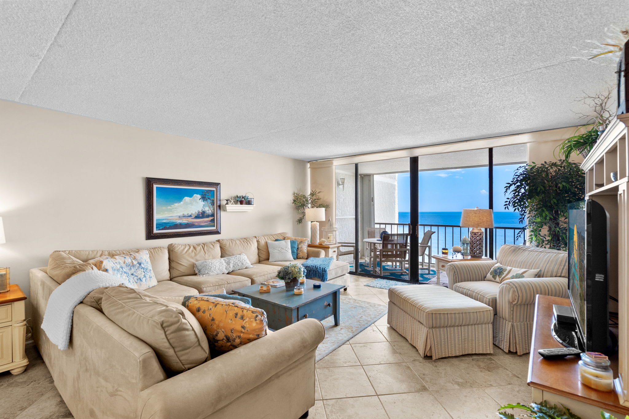 Brigadune Condos 15B Oceanfront | Photo 2