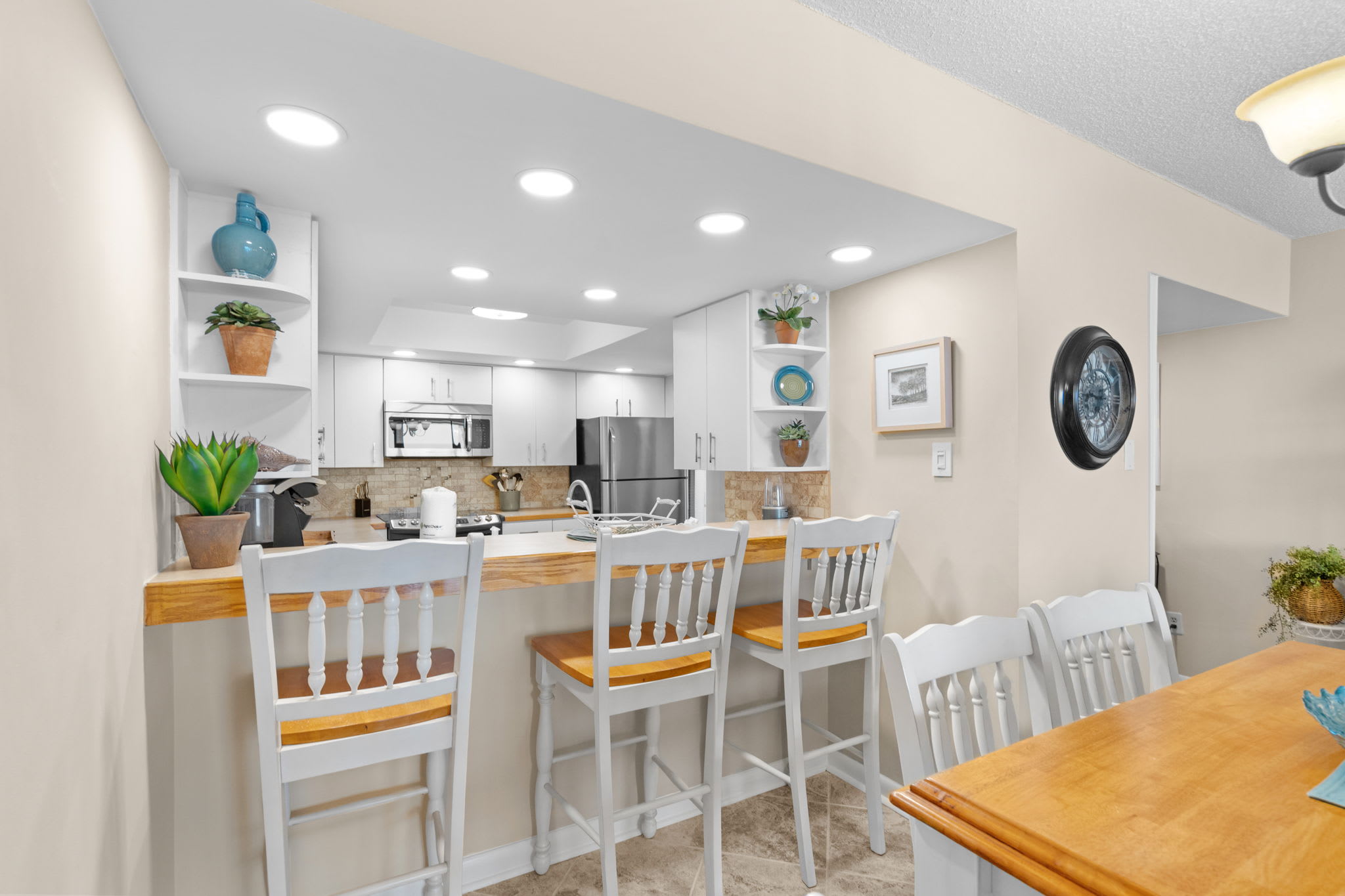 Brigadune Condos 15B Oceanfront | Photo 8
