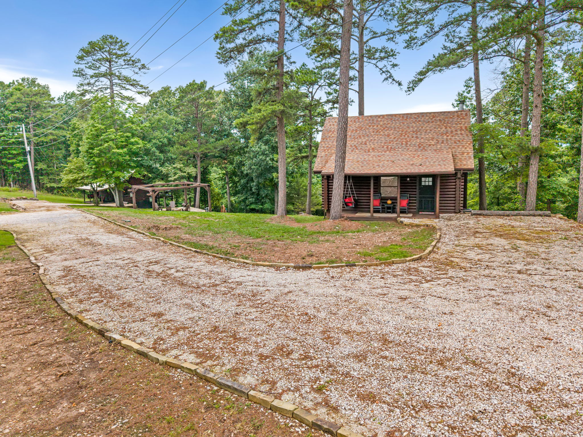 Pine Haven-Serene & Natural Cabin-7 mi to Downtown