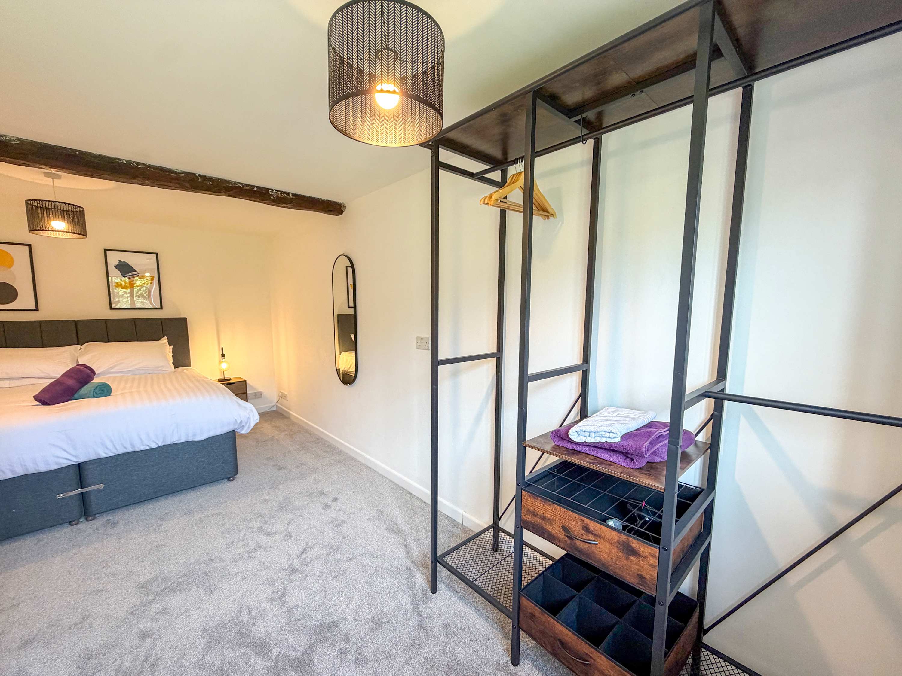 View Millbrook House Apartments 6 - One bedroom ground floor apartment next to Milton Park in High Street OX14 4EL Millbrook House Apartments 6 - One bedroom ground floor apartment next to Milton Park in High Street OX14 4EL - Property image 7 - VivreStays