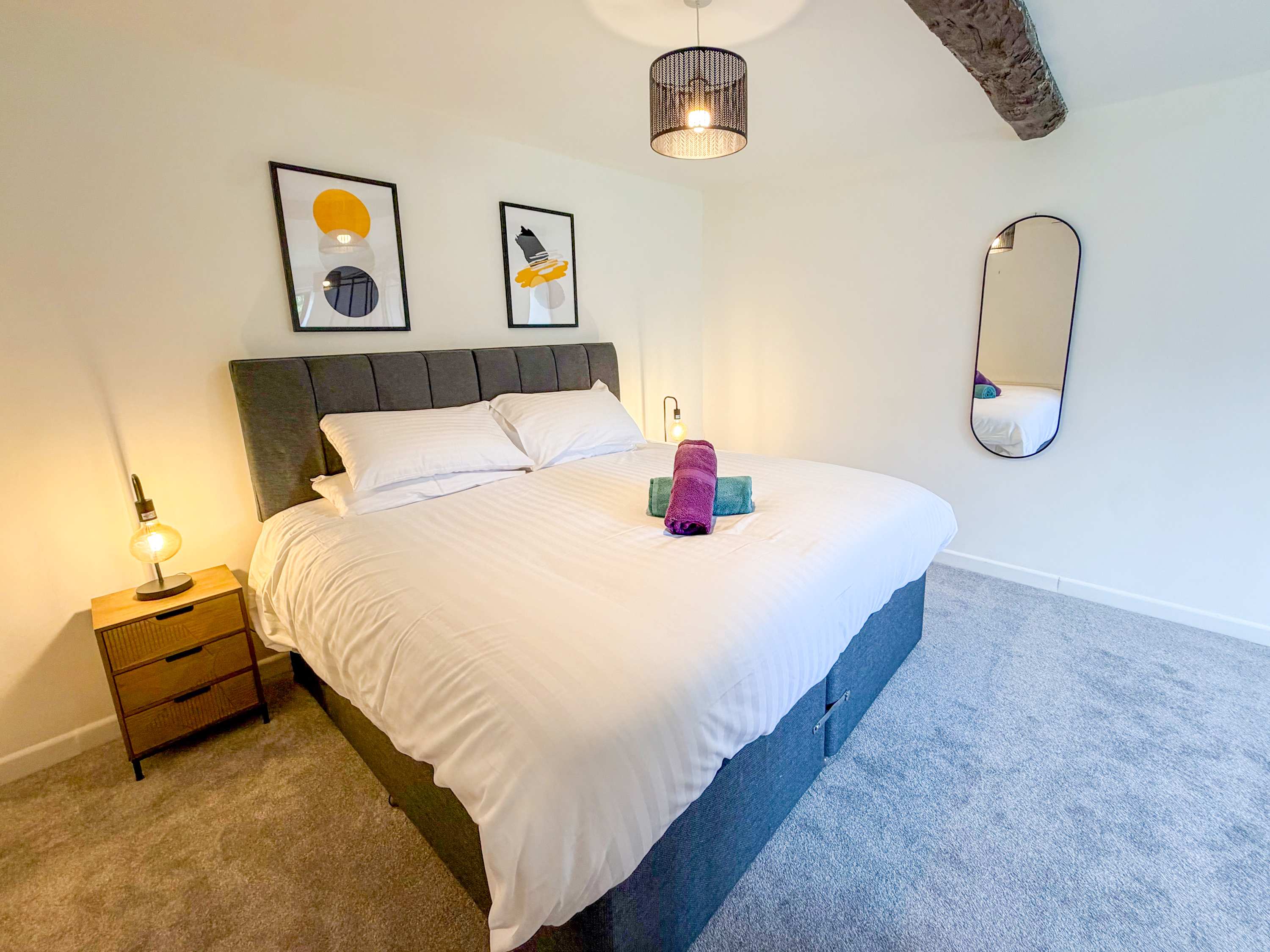 View Millbrook House Apartments 6 - One bedroom ground floor apartment next to Milton Park in High Street OX14 4EL Millbrook House Apartments 6 - One bedroom ground floor apartment next to Milton Park in High Street OX14 4EL - Property image 3 - VivreStays