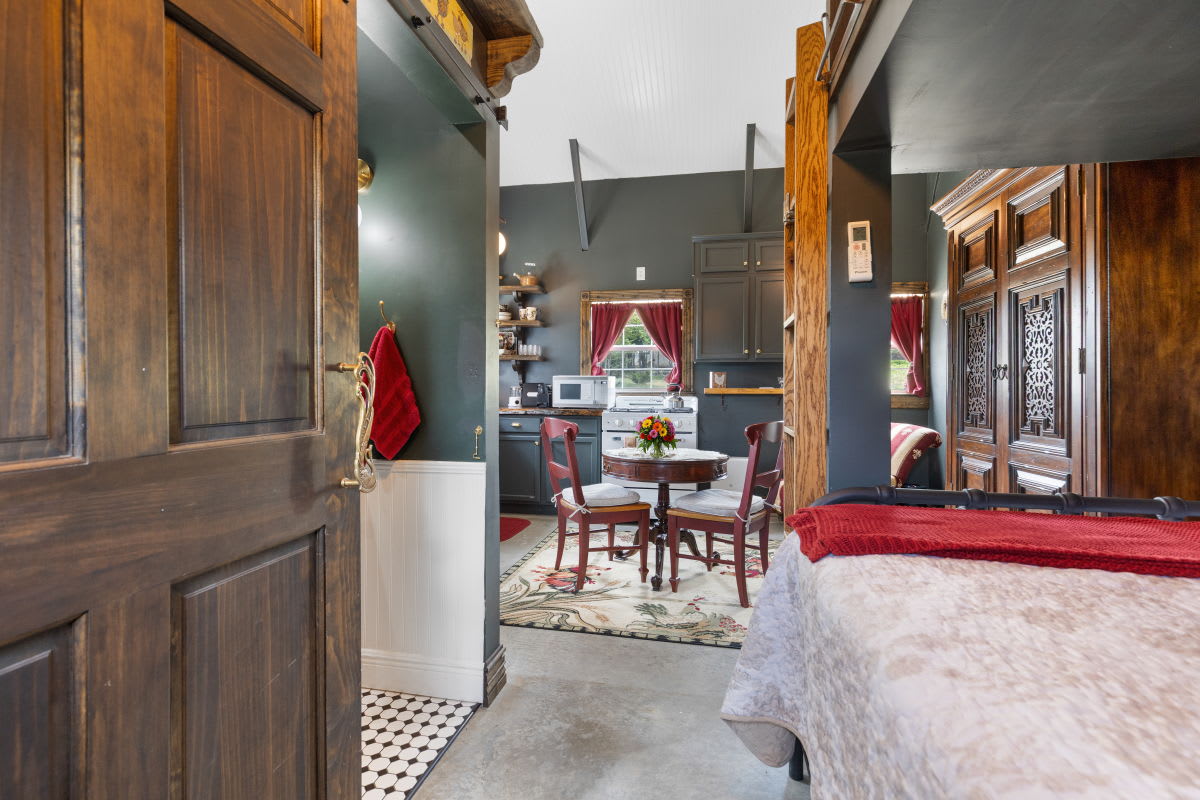 The Stargazer Cabin - A Boutique Hill Country Retreat | Photo 18