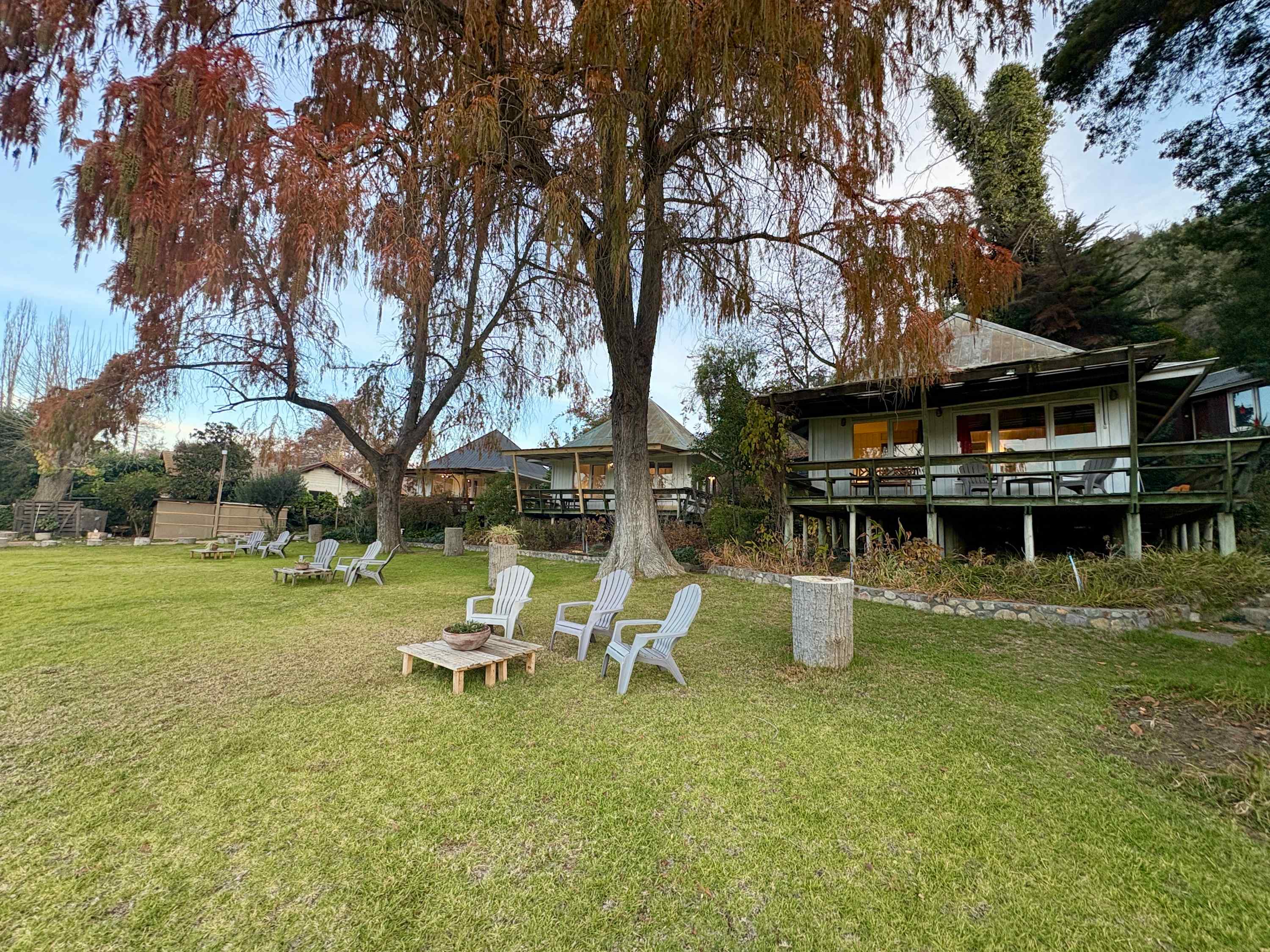 Lakefront Aculeo: Fast Wifi, Pet & Wood Hot Tub