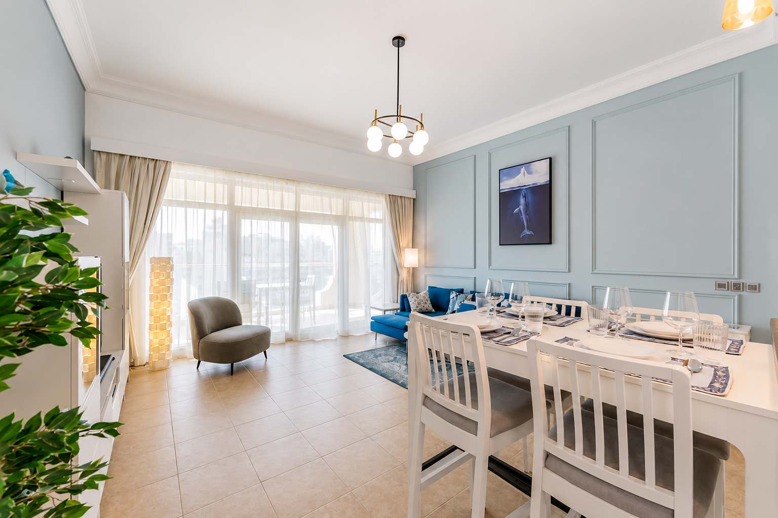 Luxury Dubai Apartment with Pool & Gym - Image 7