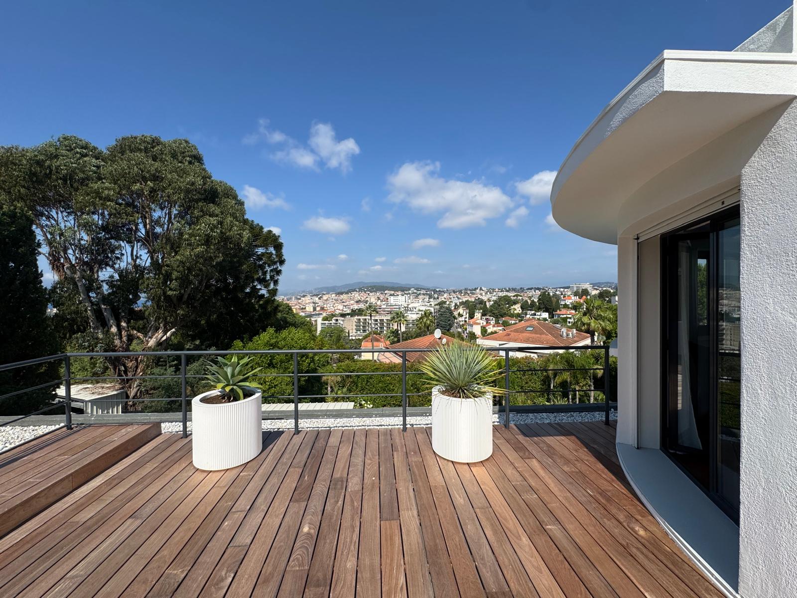View 9