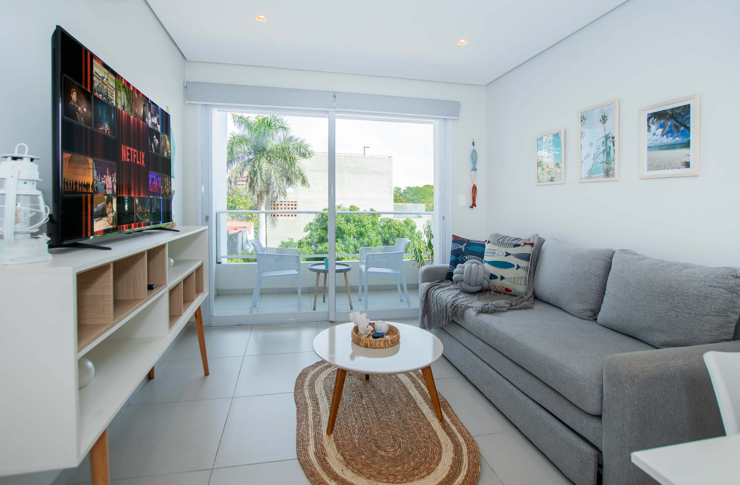 Comfortable One Bedroom with Pool and Gym Access