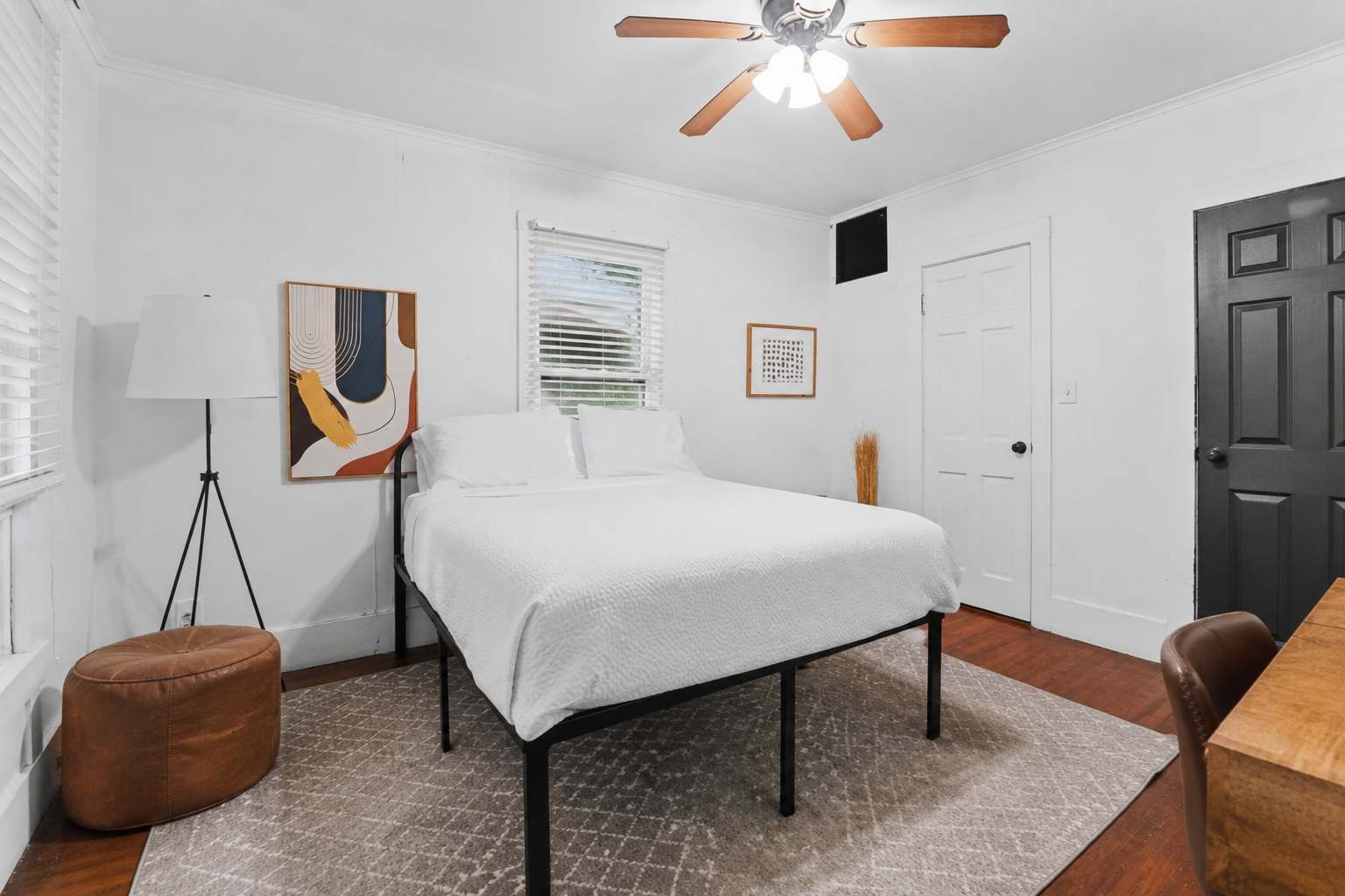 Budget-Friendly Hostel-Style Private Room