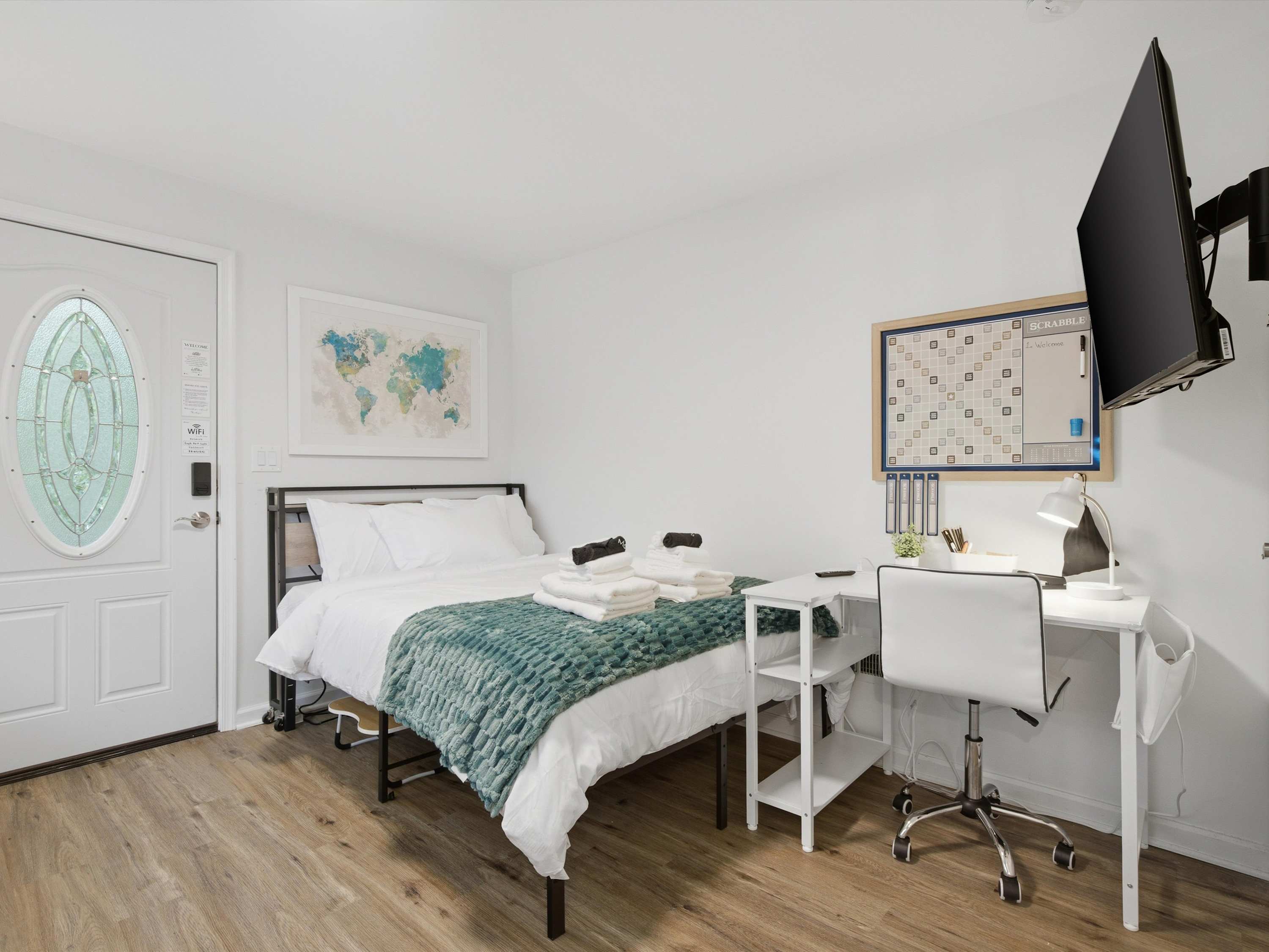 Private Studio Near Springfield METRO