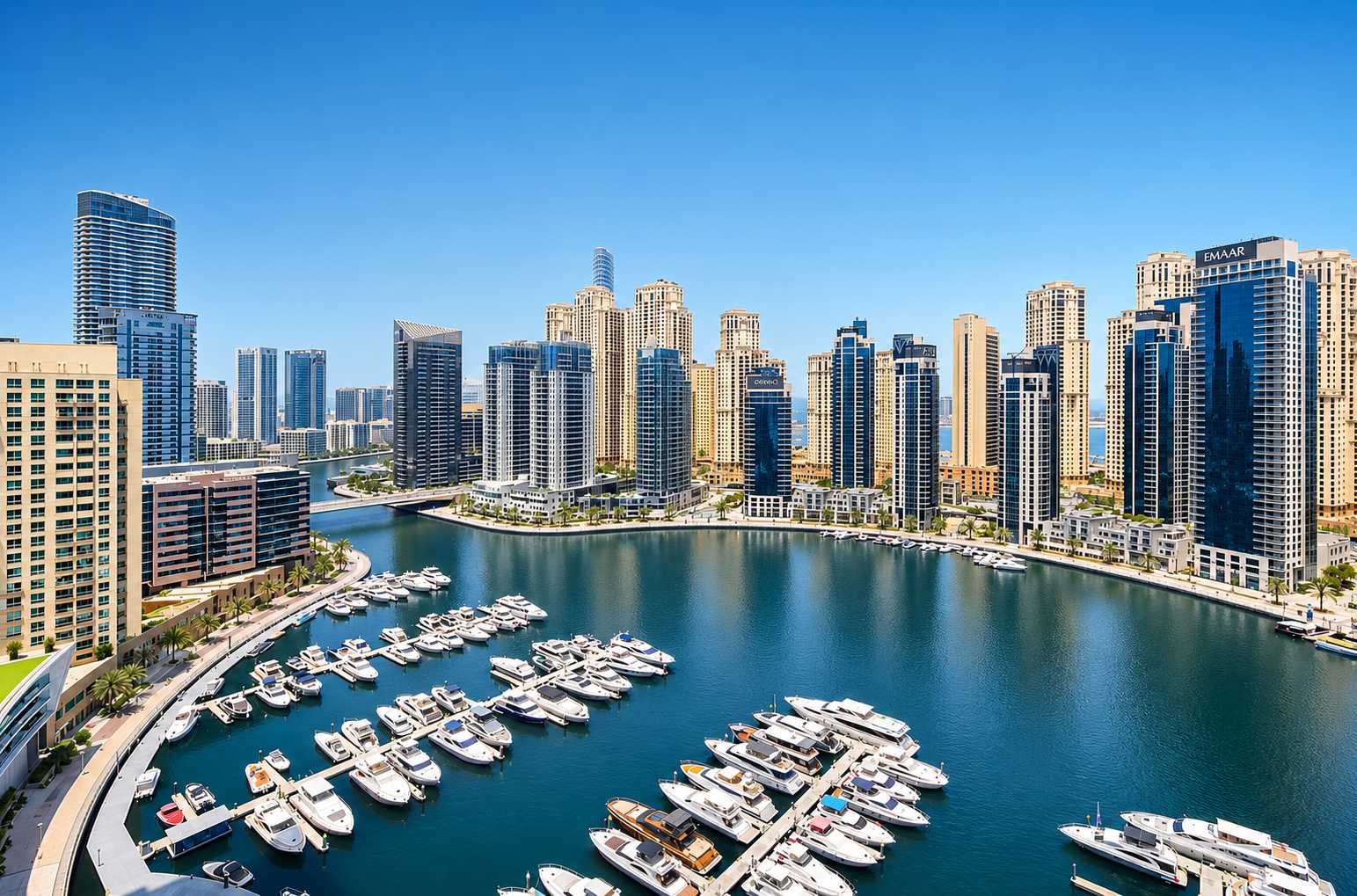 Dubai Marina 1BR Apartment with Gym & Pool - Image 22