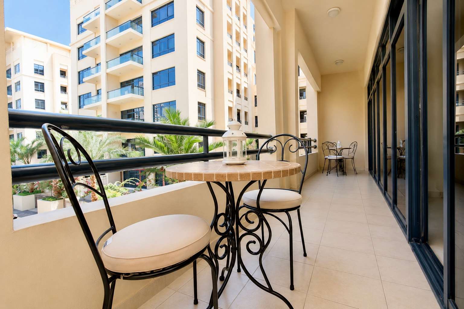 Elegant 3BR Apartment in Dubai Greens with Garden View - Image 25