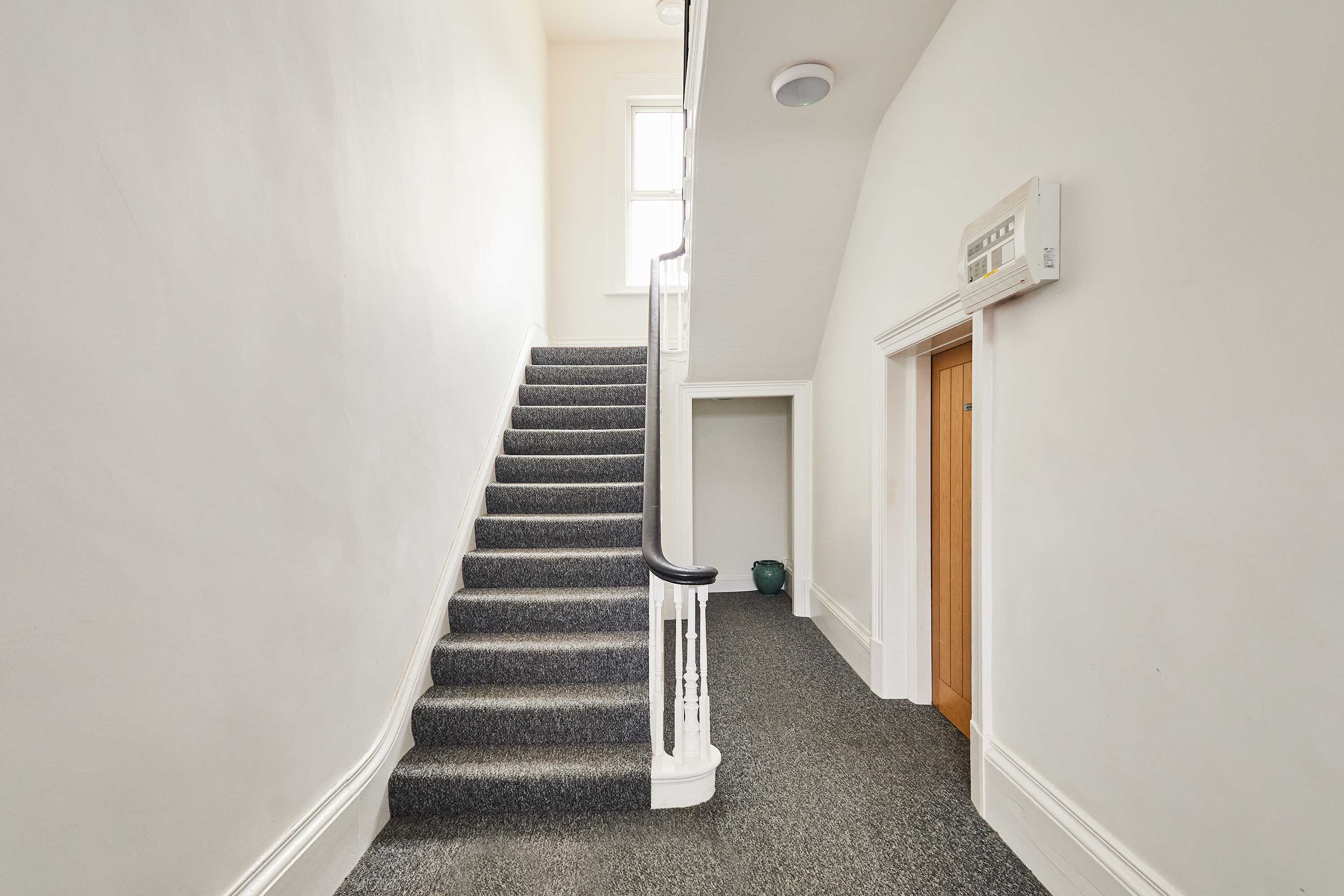 View Host & Stay | Smuggler's Rest in 39 Marine Parade TS12 1DY Host & Stay | Smuggler's Rest in 39 Marine Parade TS12 1DY - Property image 15 - VivreStays