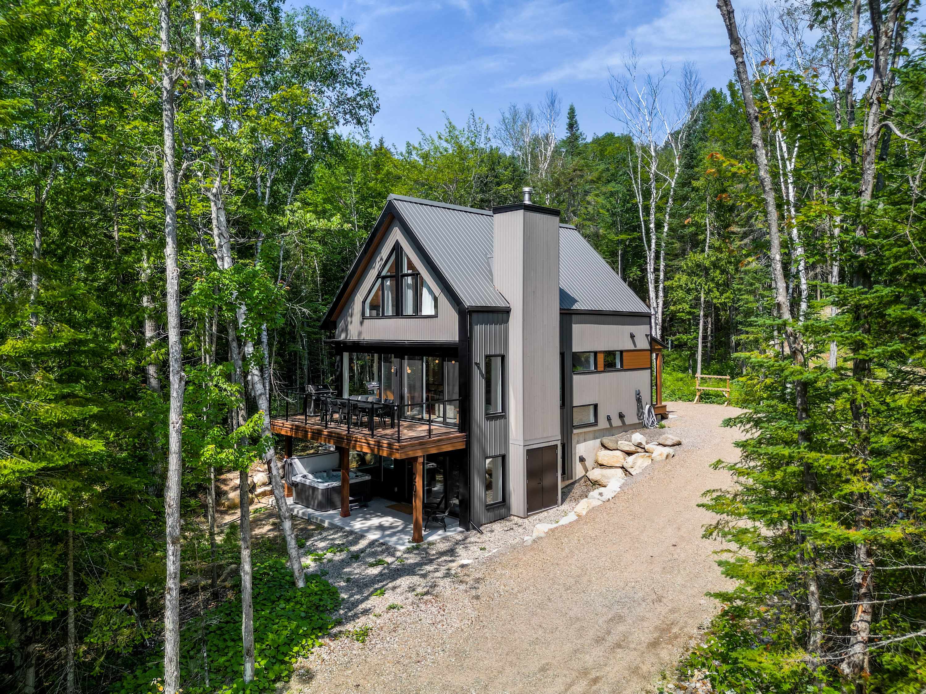 Chalet image 74