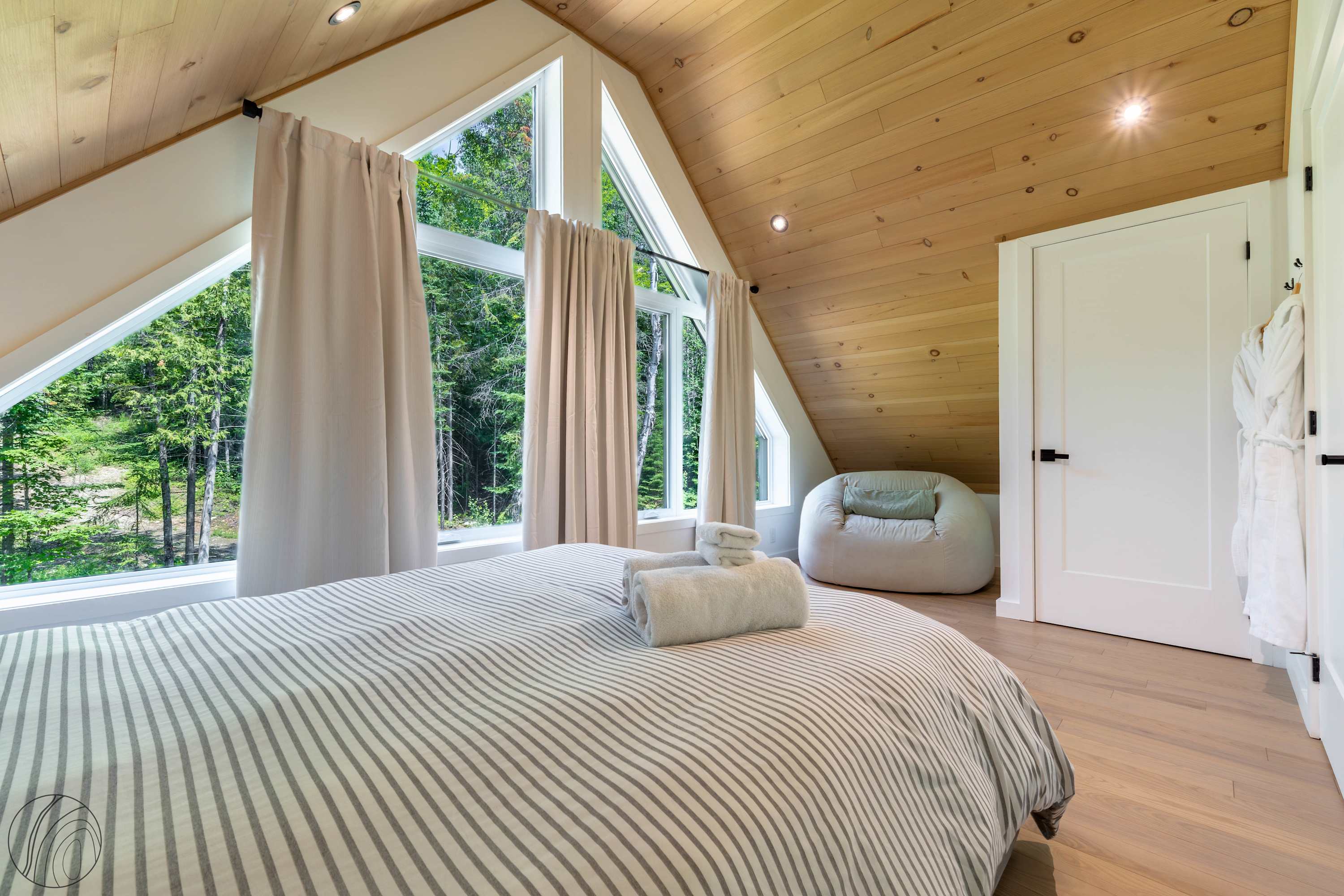 Chalet image 34
