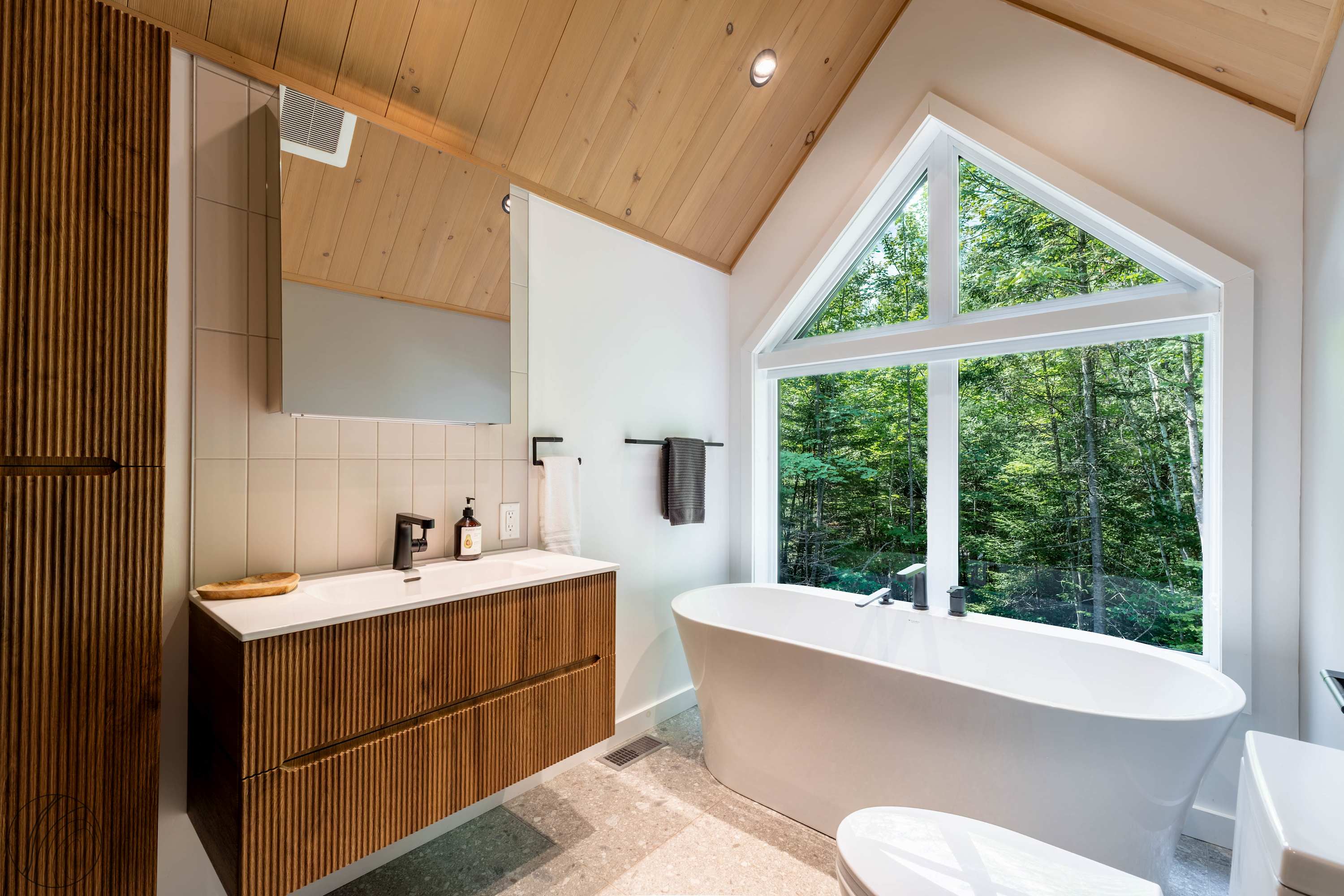 Chalet image 43