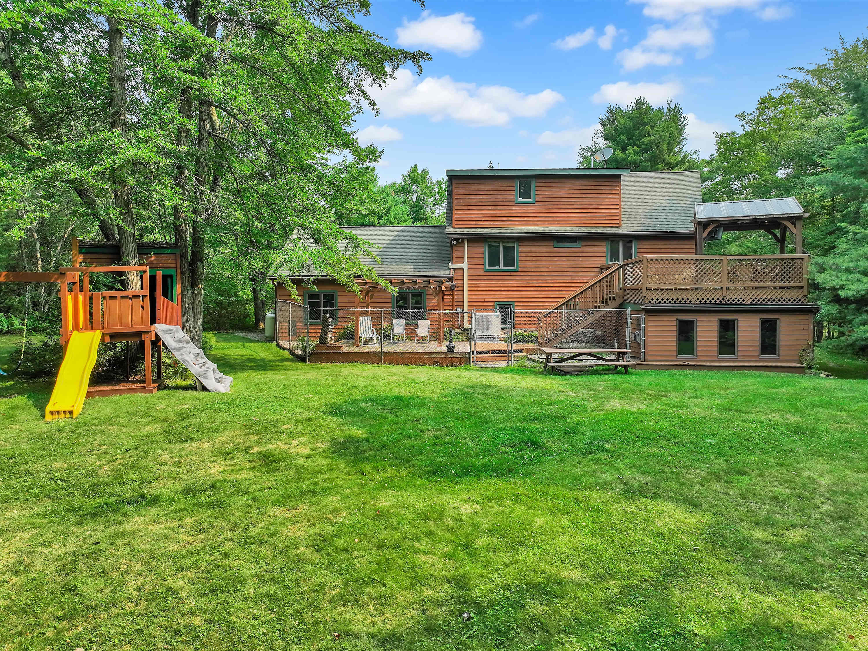 Pocono Cabin Retreat | Hot Tub |Firepit |Game Room
