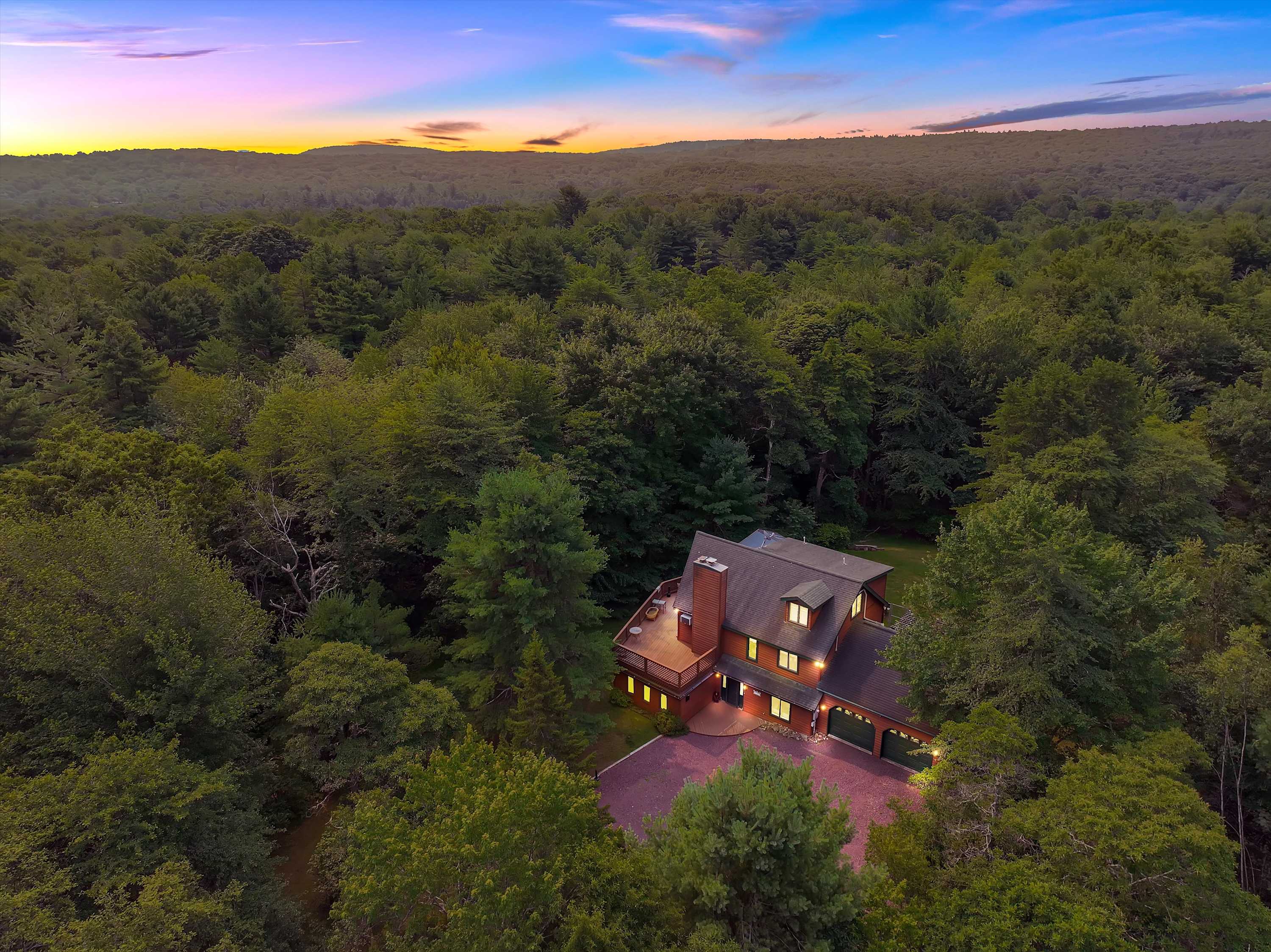 Pocono Cabin Retreat | Hot Tub |Firepit |Game Room