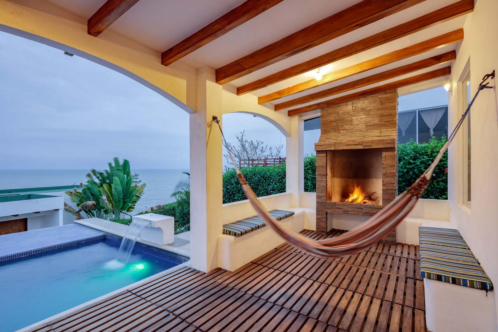 Beachfront | Pool With Views | Family & Friends
