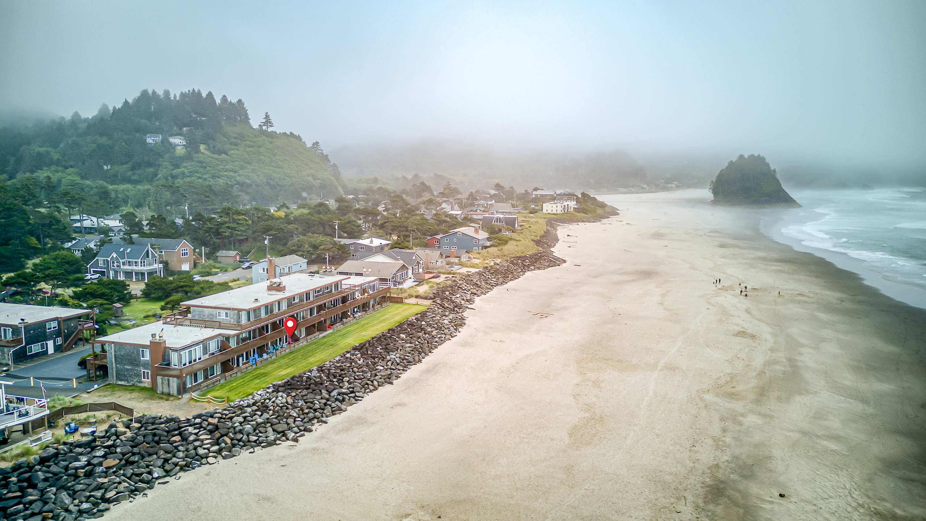 Oceanfront ground level condo with fireplace and updated kitchen dog friendly