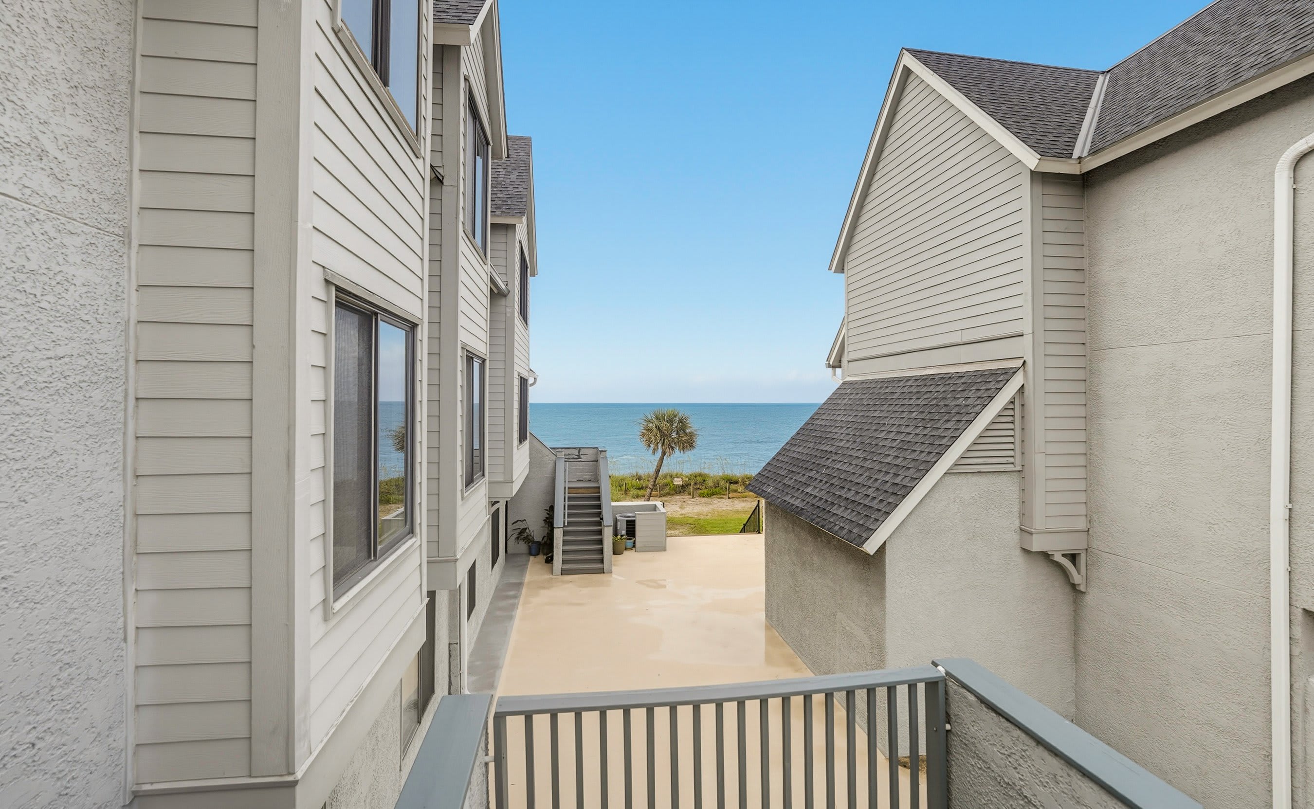 633 Newhaven Stunning Ocean Views | Photo 11