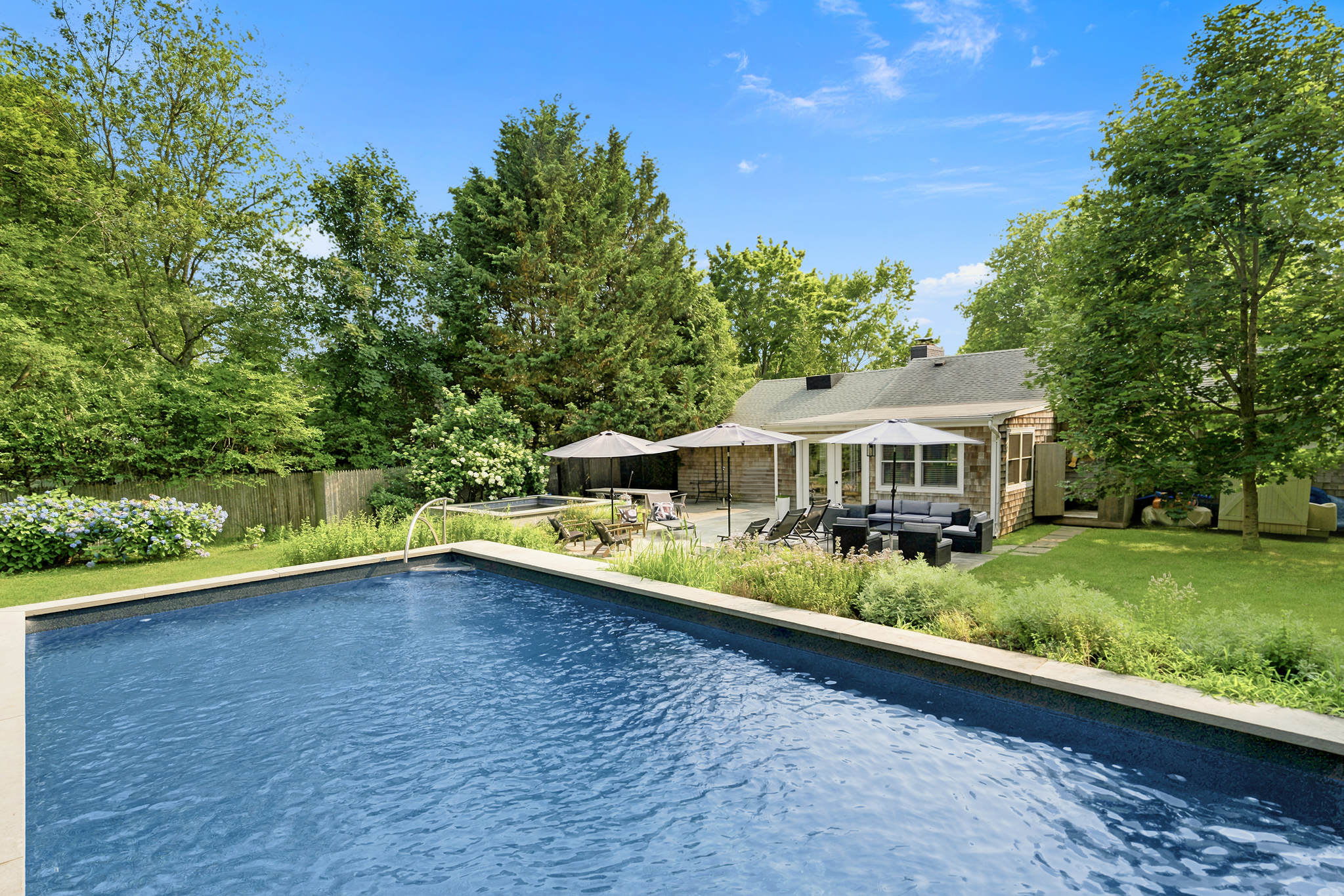 Southampton Pool Home Near Village & Shinnecock