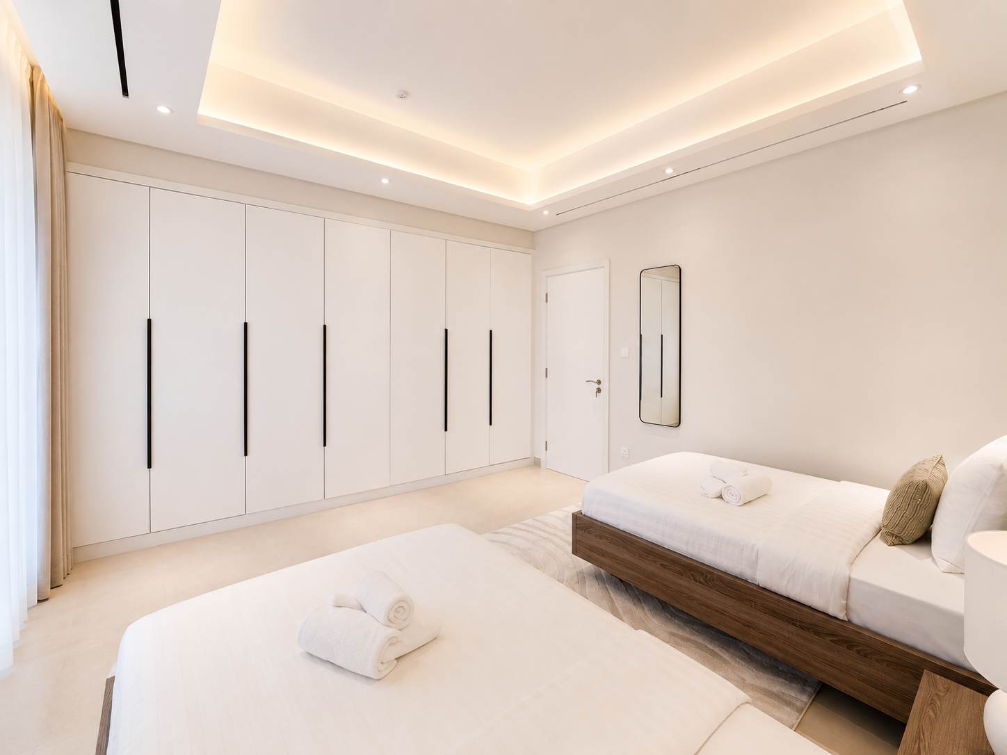 Elegant 3BR Apartment in Dubai Greens with Garden View - Image 22