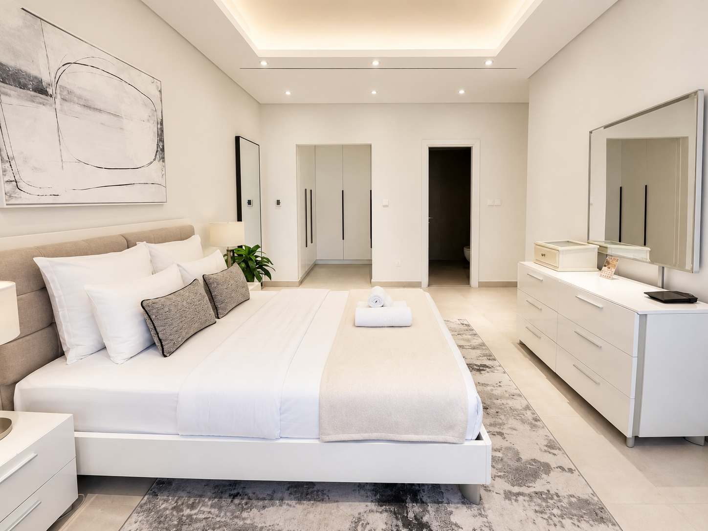 Elegant 3BR Apartment in Dubai Greens with Garden View - Image 13
