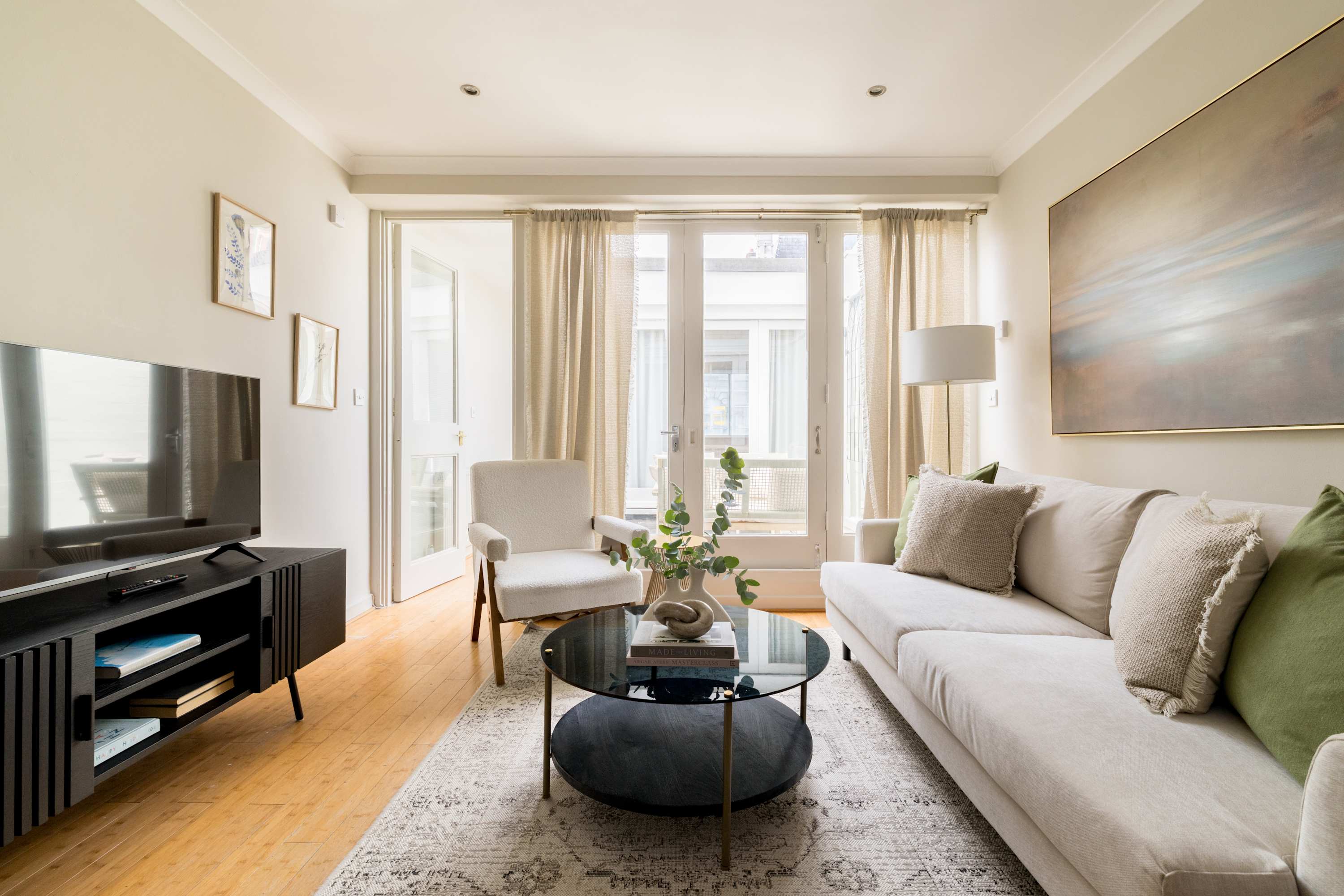 Sunday at Porchester serviced apartment - UK - VivreStays