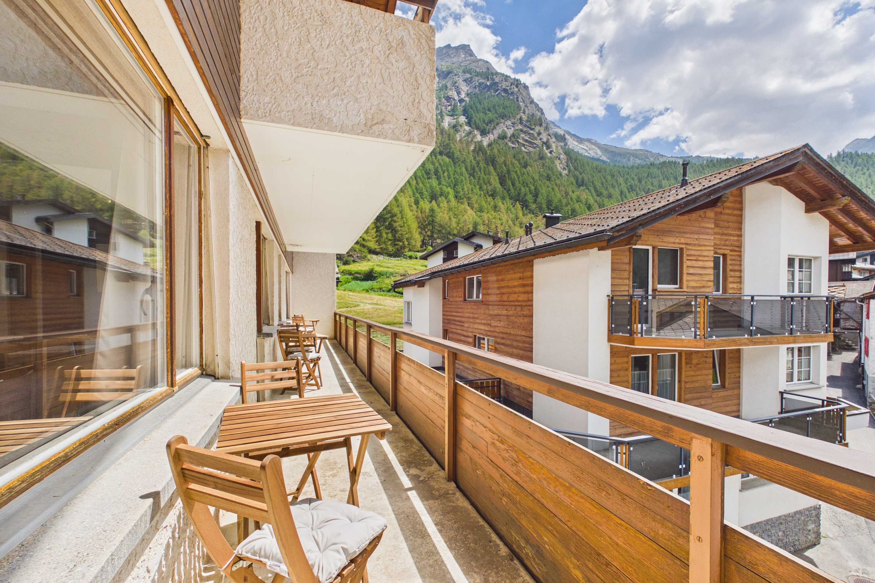 Spacious Alpine Retreat near Saas-Fee — 10