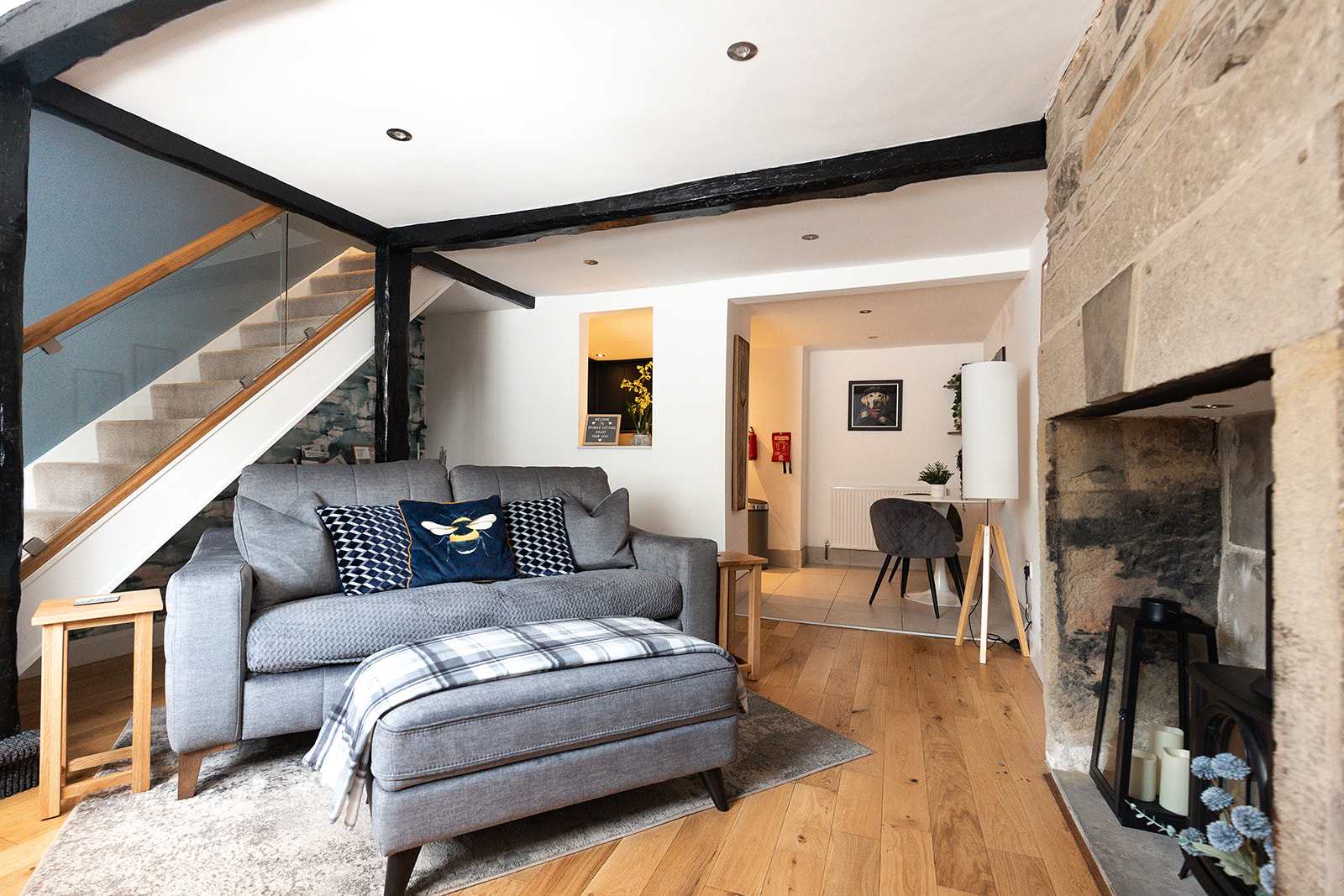 Riverside cottage on the edge of the Peak District