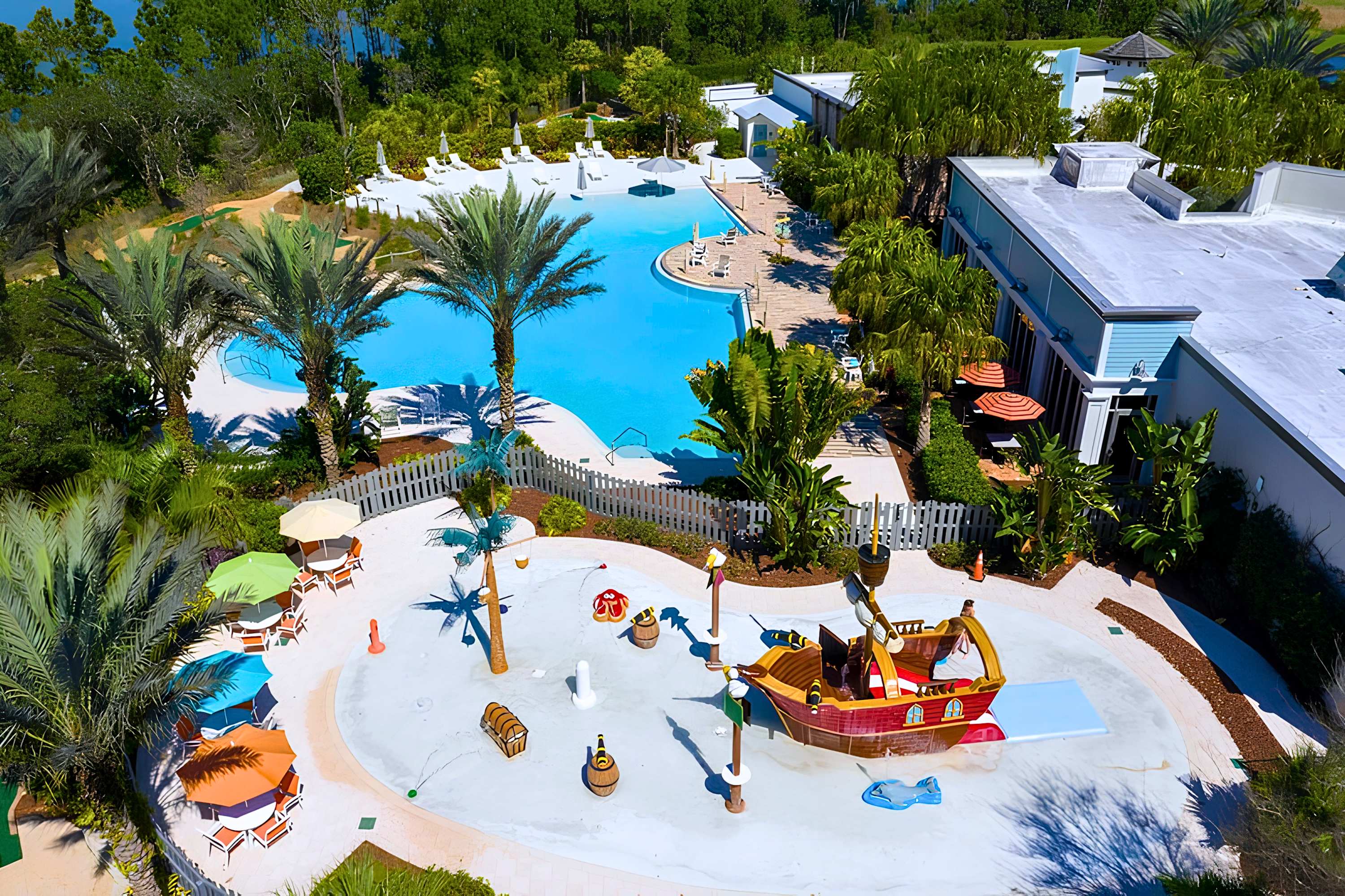 Non-stop smiles and water play! The ultimate splash zone at The Enclaves Resort Orlando is designed for the little ones to cool off.