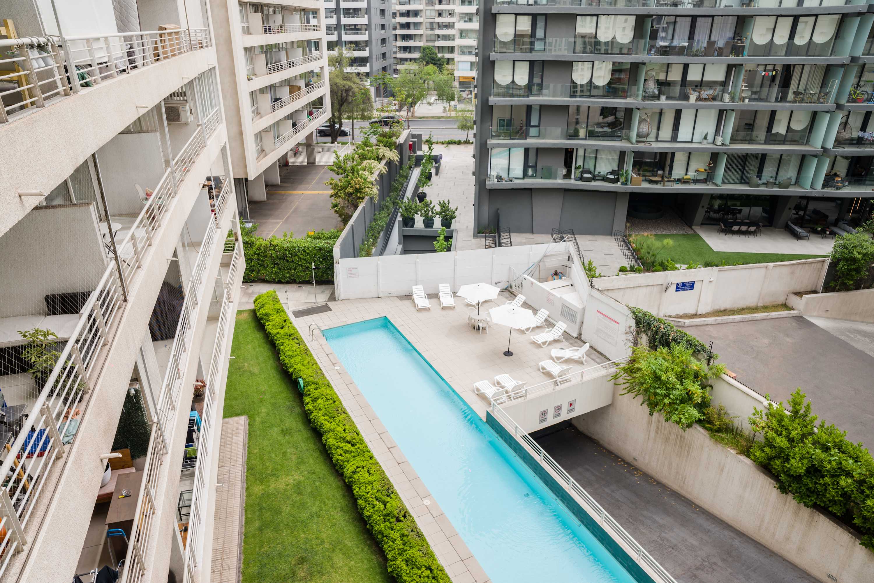 Exclusive Apartment in Las Condes with Pool, For 3