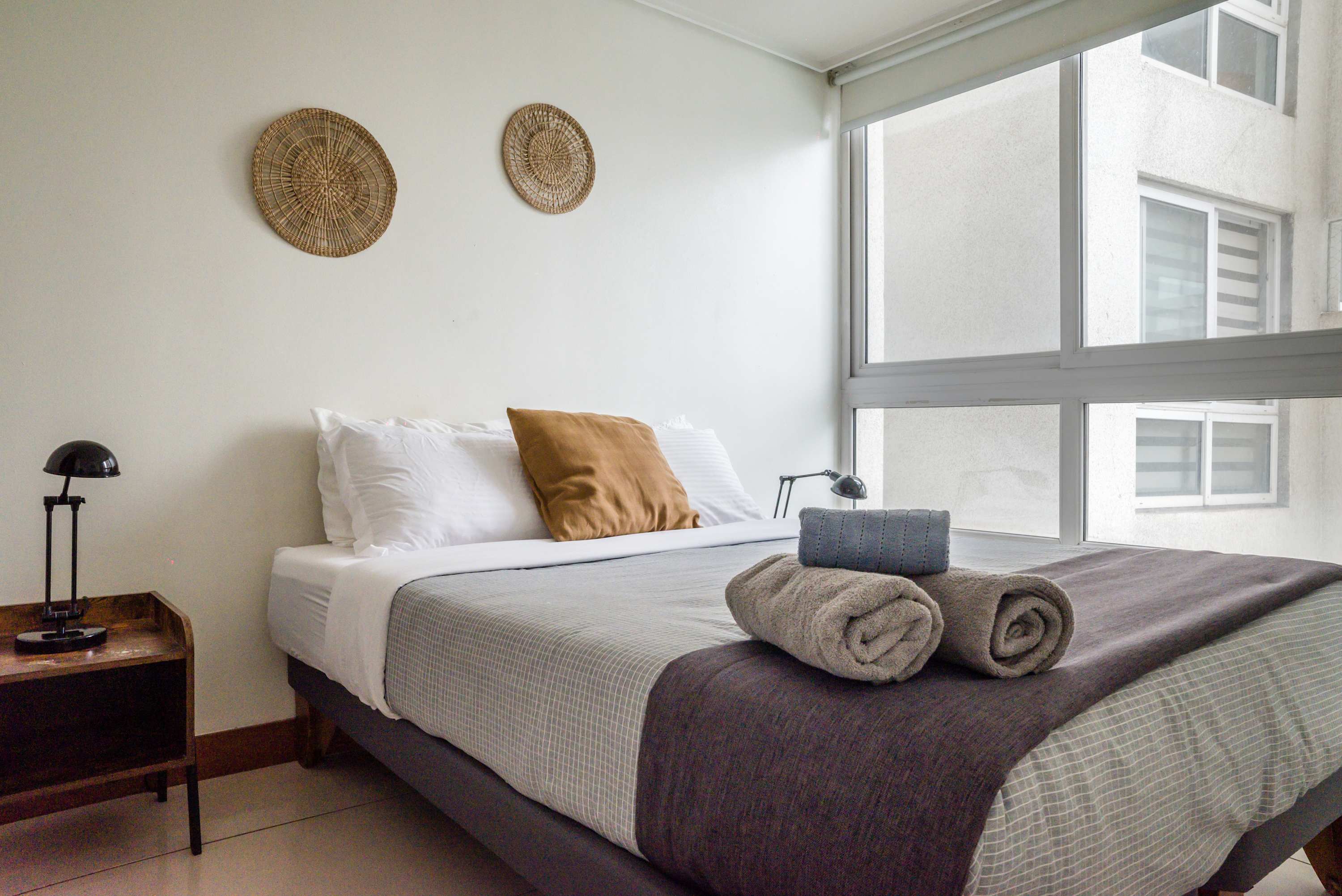 Exclusive Apartment in Las Condes with Pool, For 3