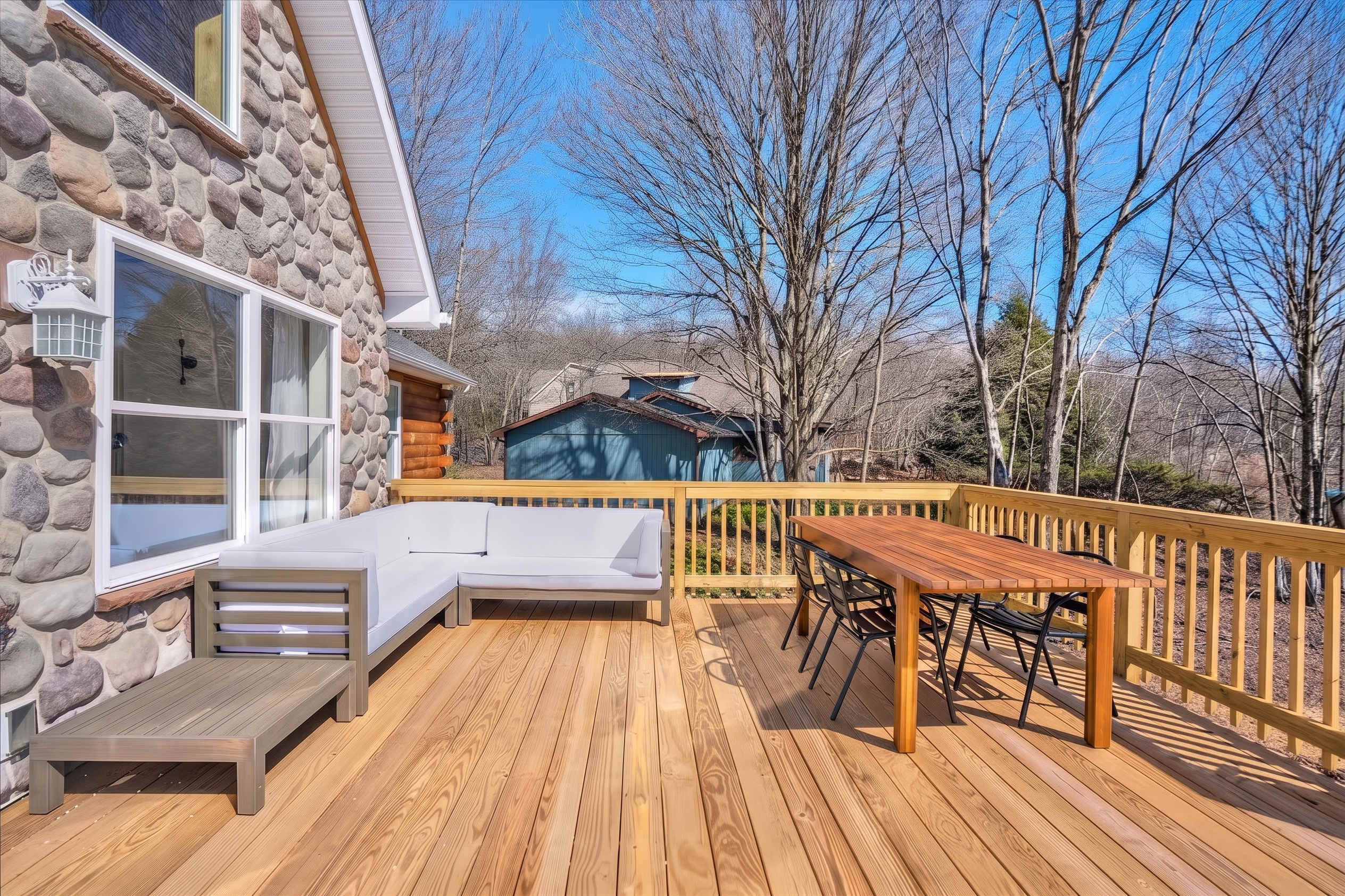 Lake Lux | Lakefront Log Cabin | Hot Tub | Sauna
