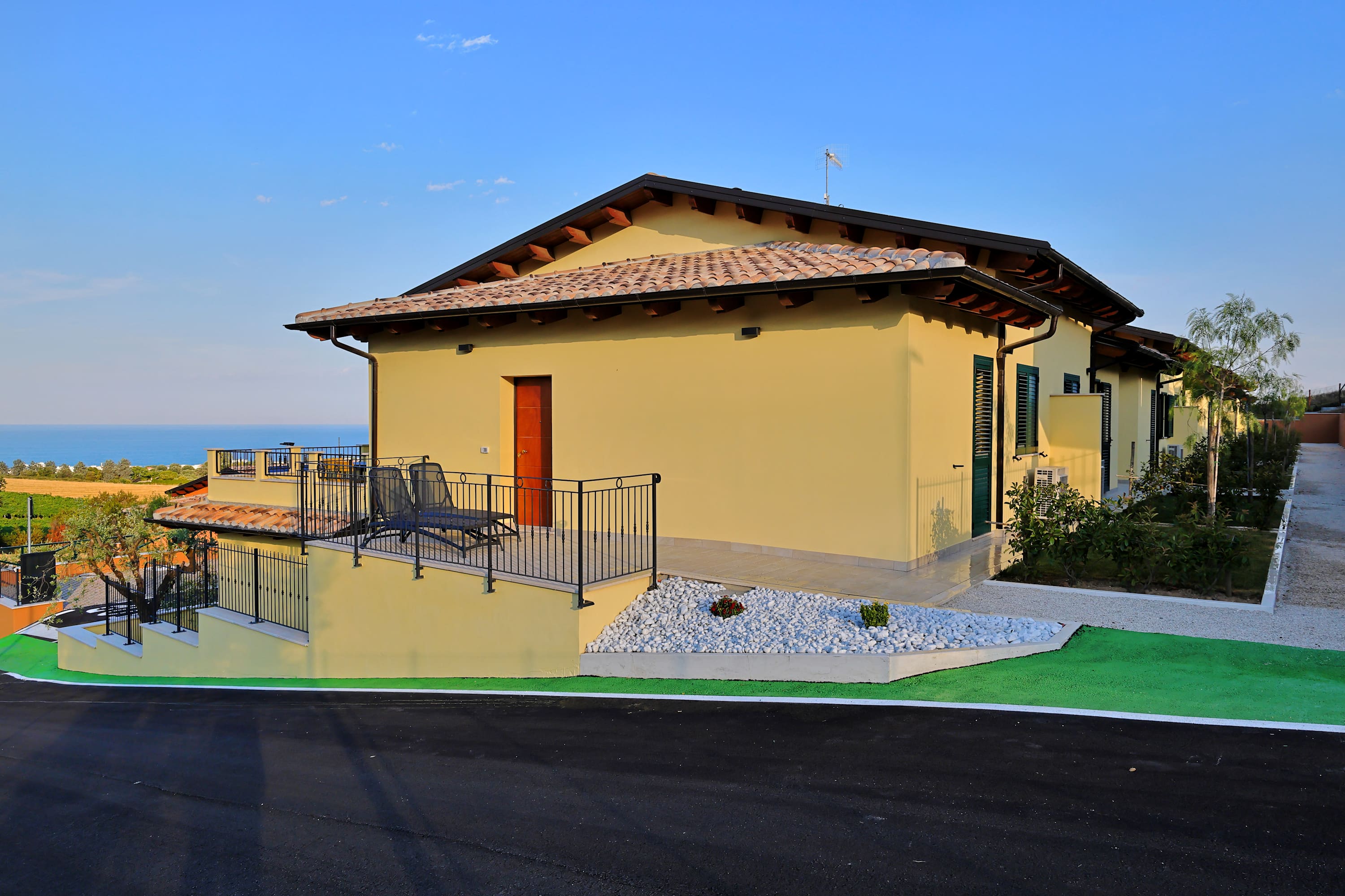 Via Civita 71, 64010 Prosperi, Italy