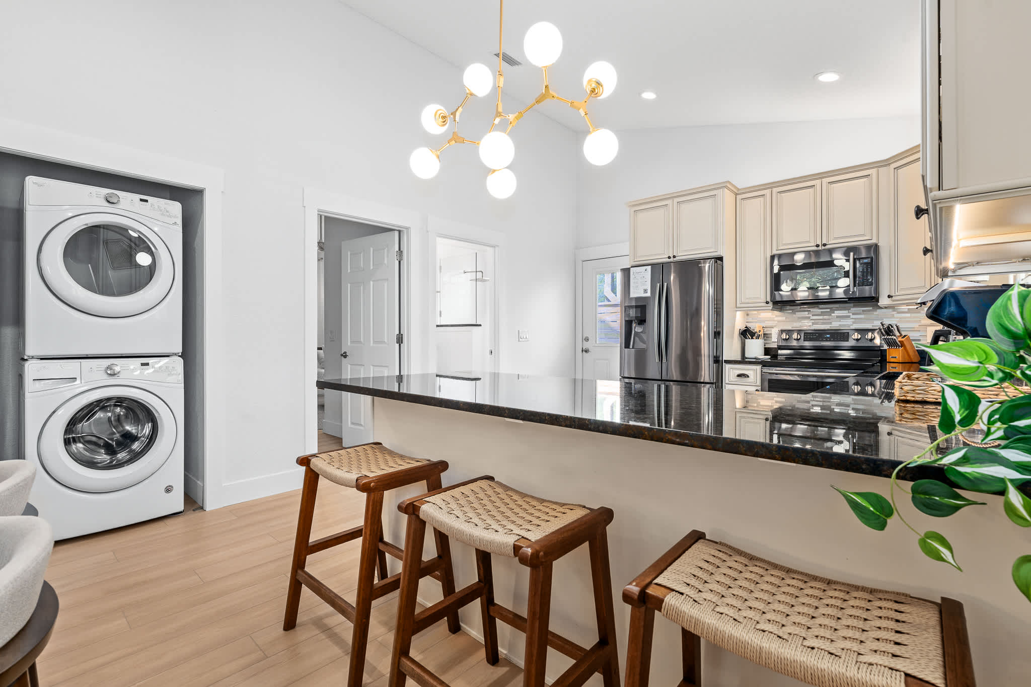 Citrus Hideaway | Hot Tub | 1 Block to Downtown — photo 16