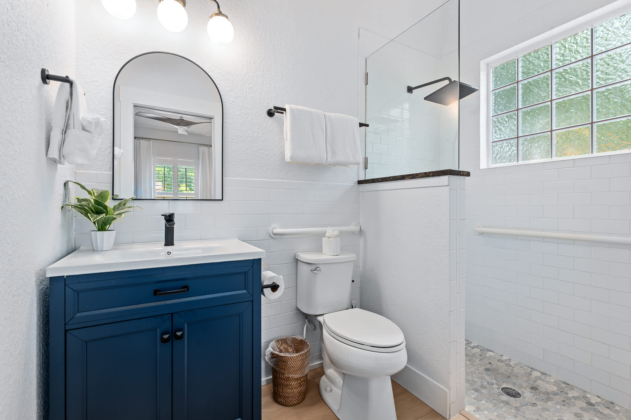 Citrus Hideaway | Hot Tub | 1 Block to Downtown — photo 16