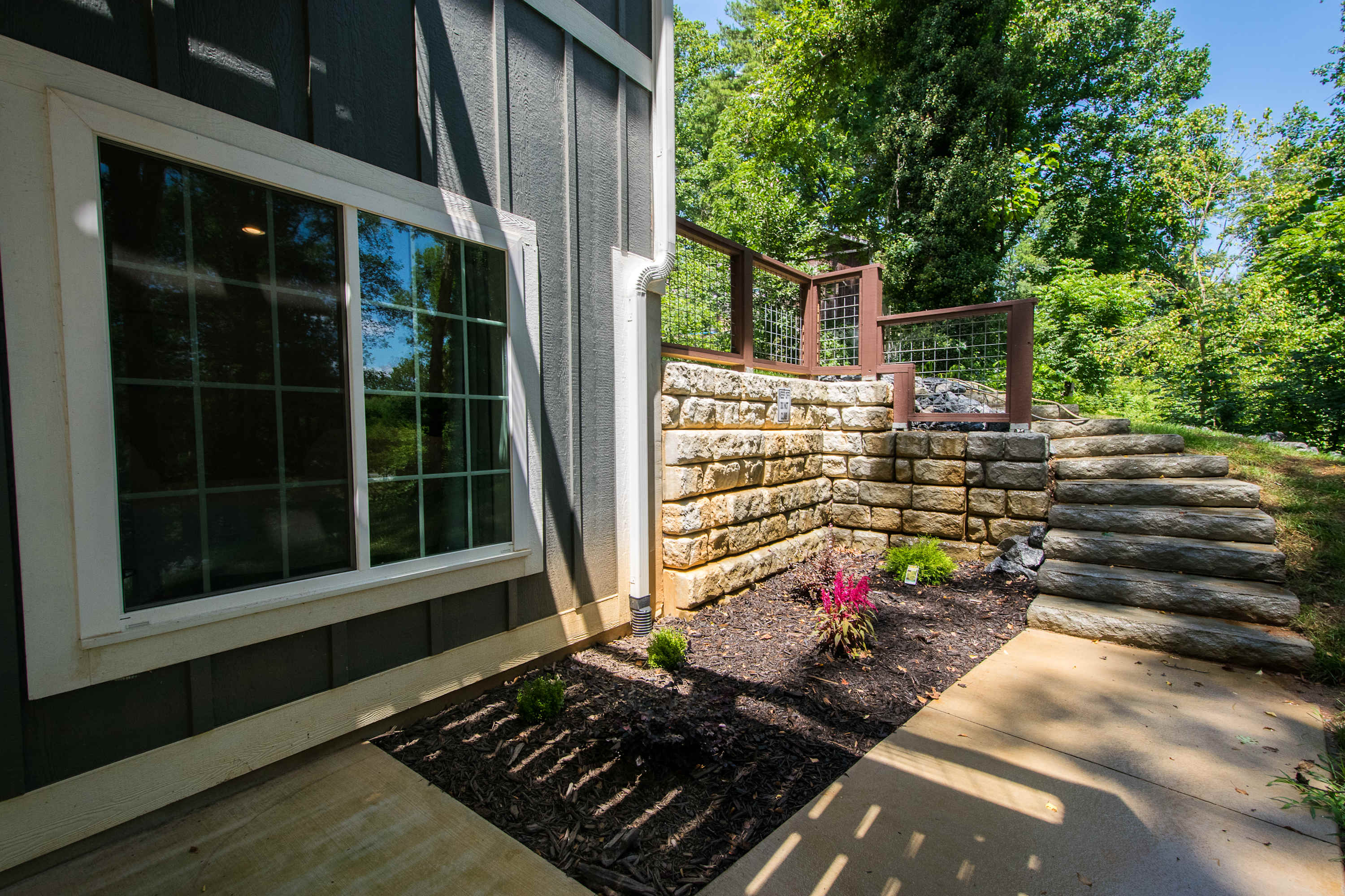 Cozy Lower Retreat II | Sleeps 4 | Free Tix