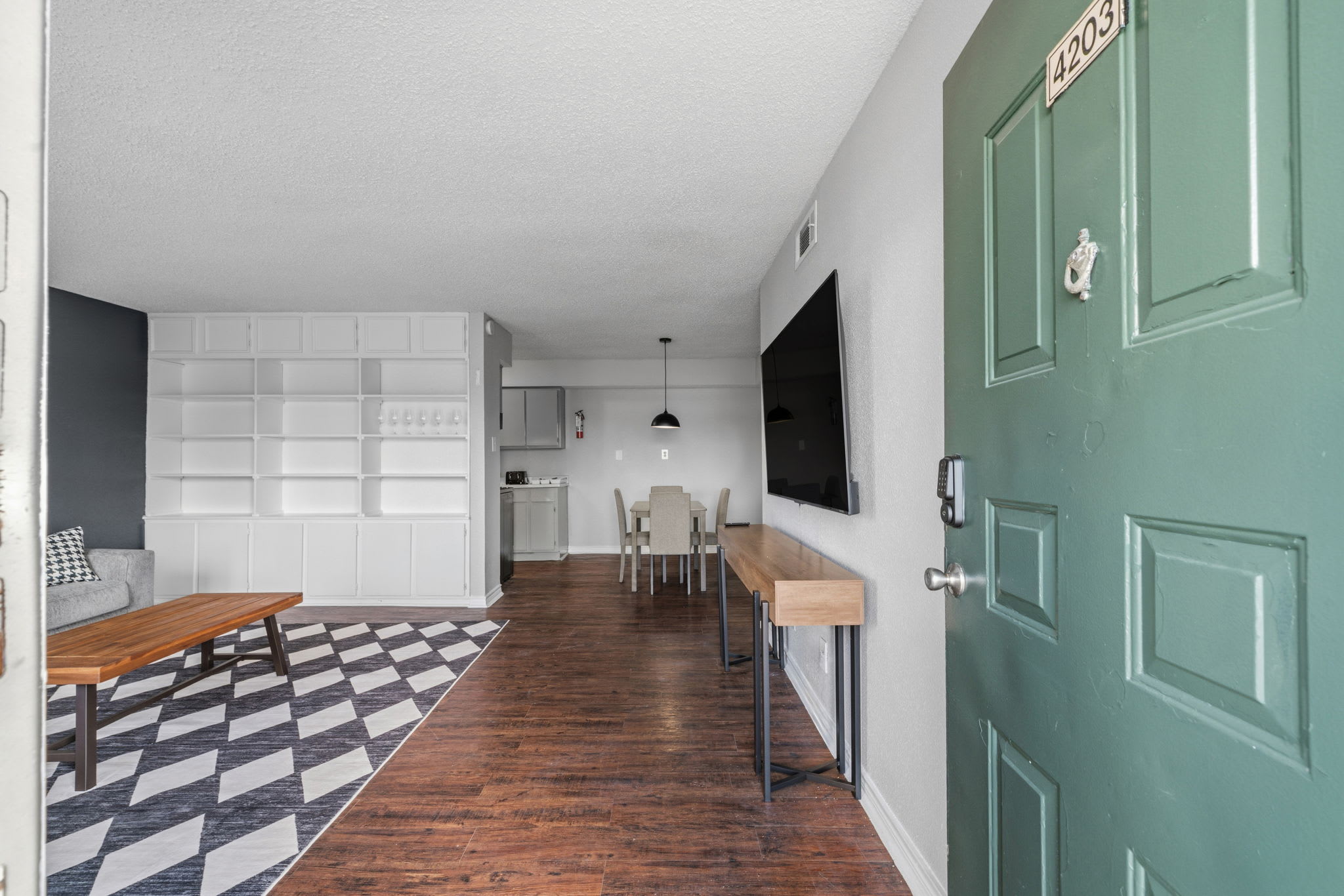 Spacious 3BR Apt in Houston 