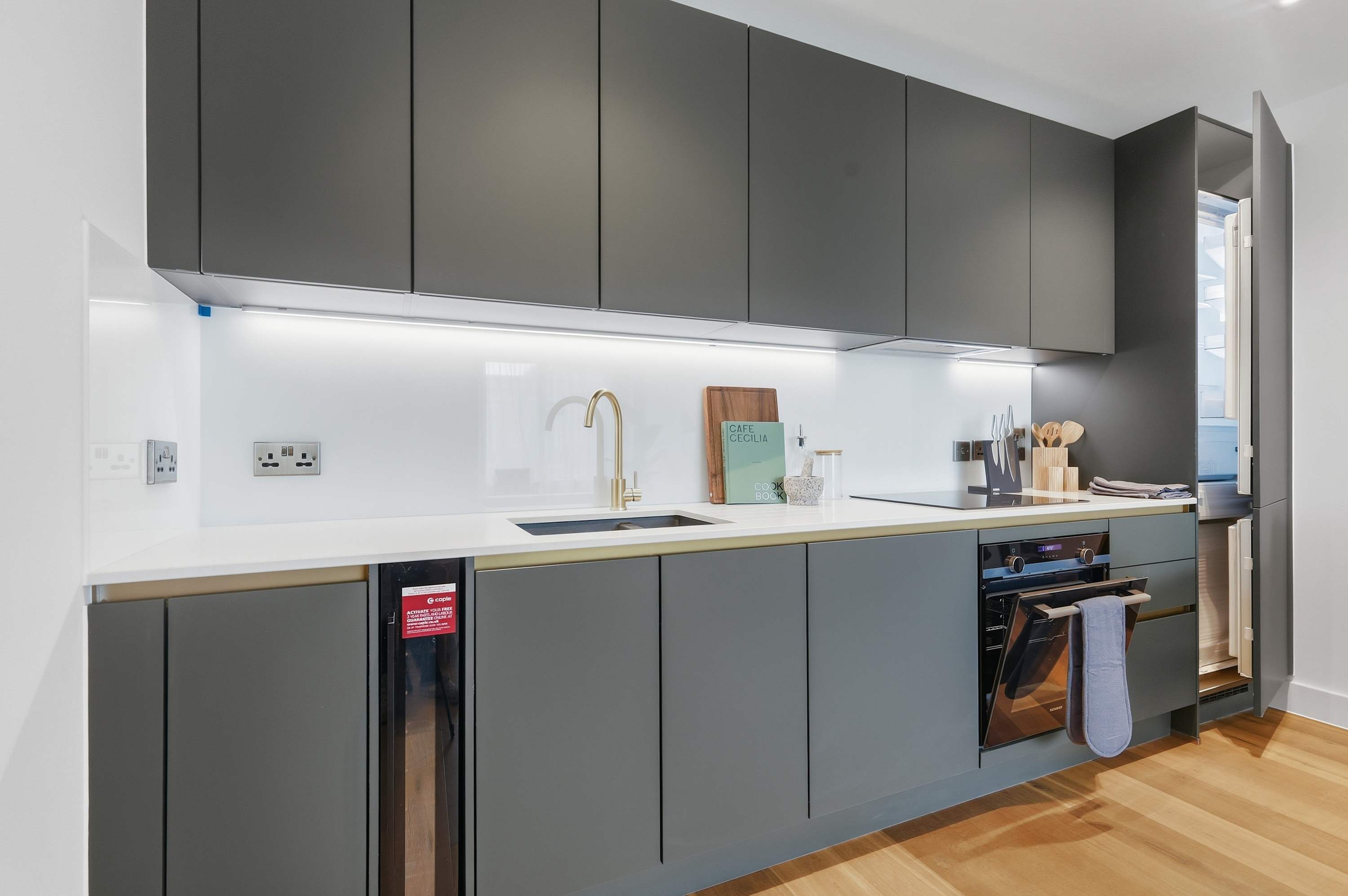 Limehouse Suites - Oak