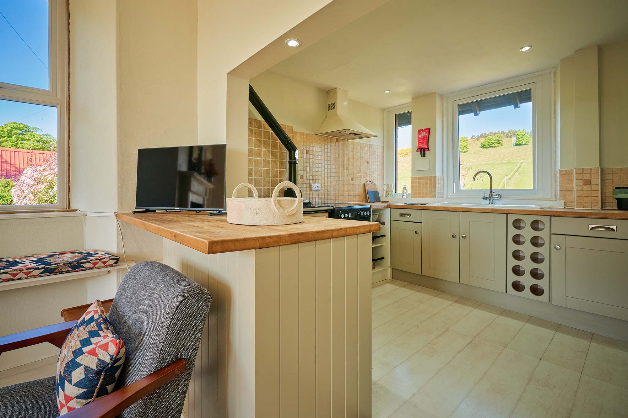 Peaceful Farmhouse, Kinclune Estate, Angus Glens in Kinclune House & Estate DD8 5HX - Property image 20 - VivreStays